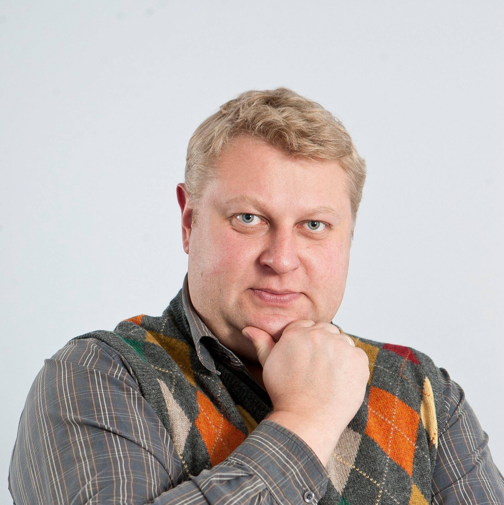 Павел Иванов
обозреватель