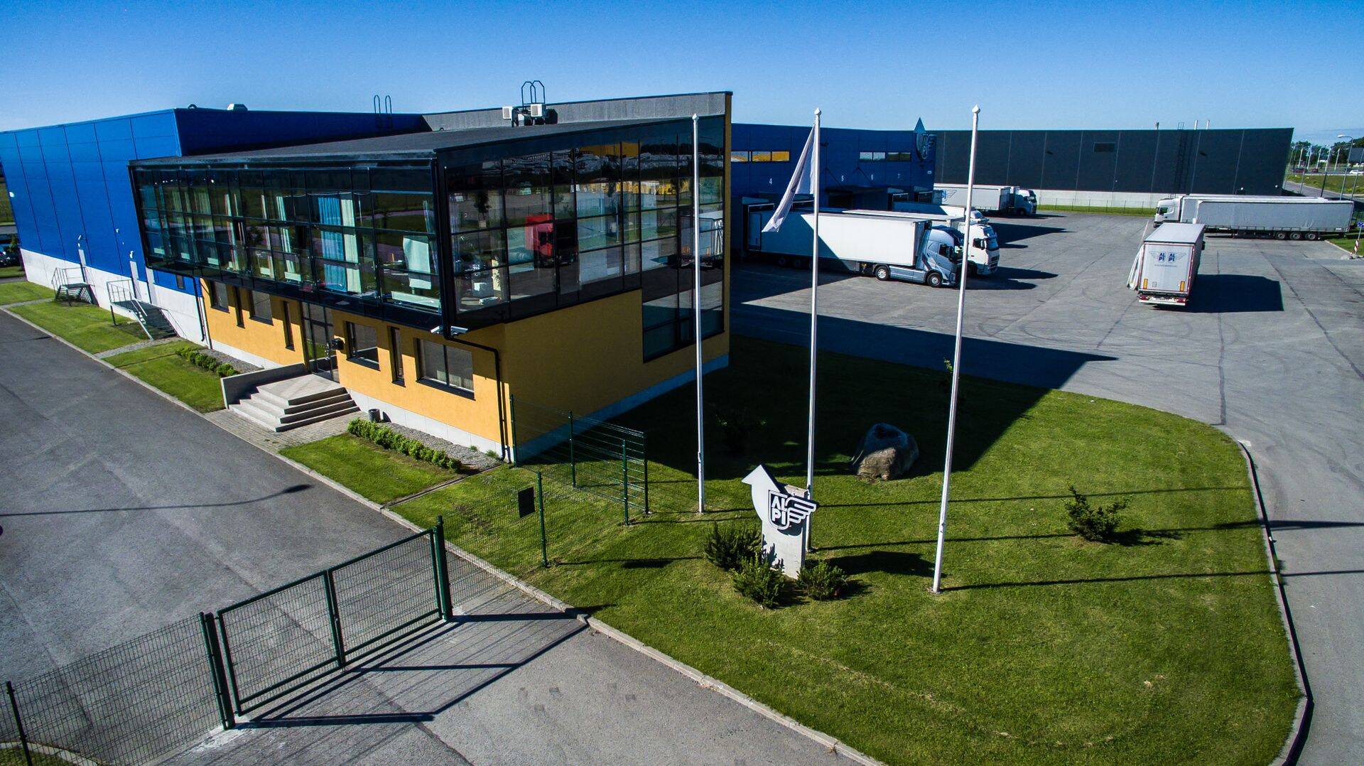 Alpi Eesti peahoone Loomäe tee 8