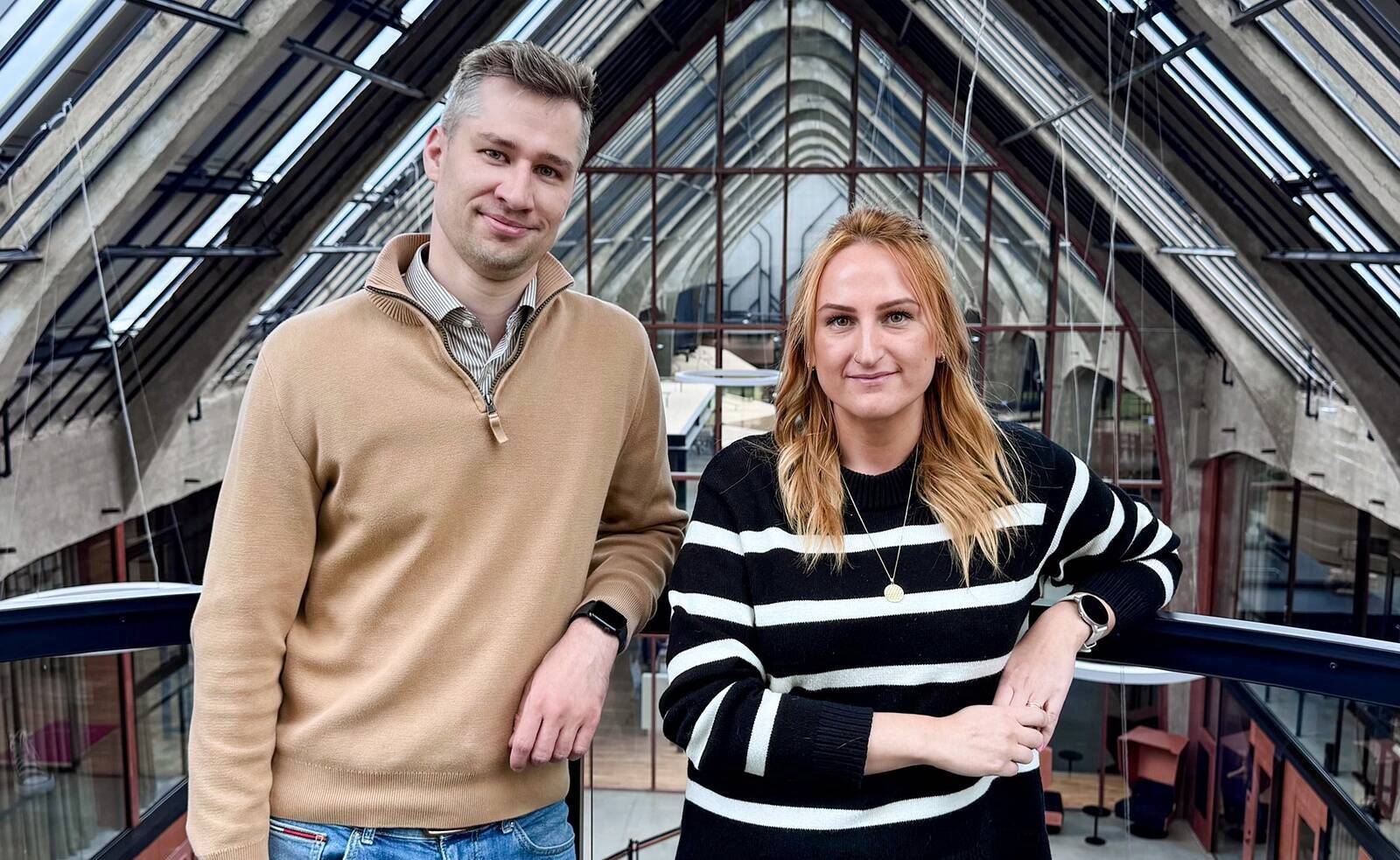 Eesti Autorite Ühingu tegevjuht Mati Kaalep ja saatejuht Keit Alev.