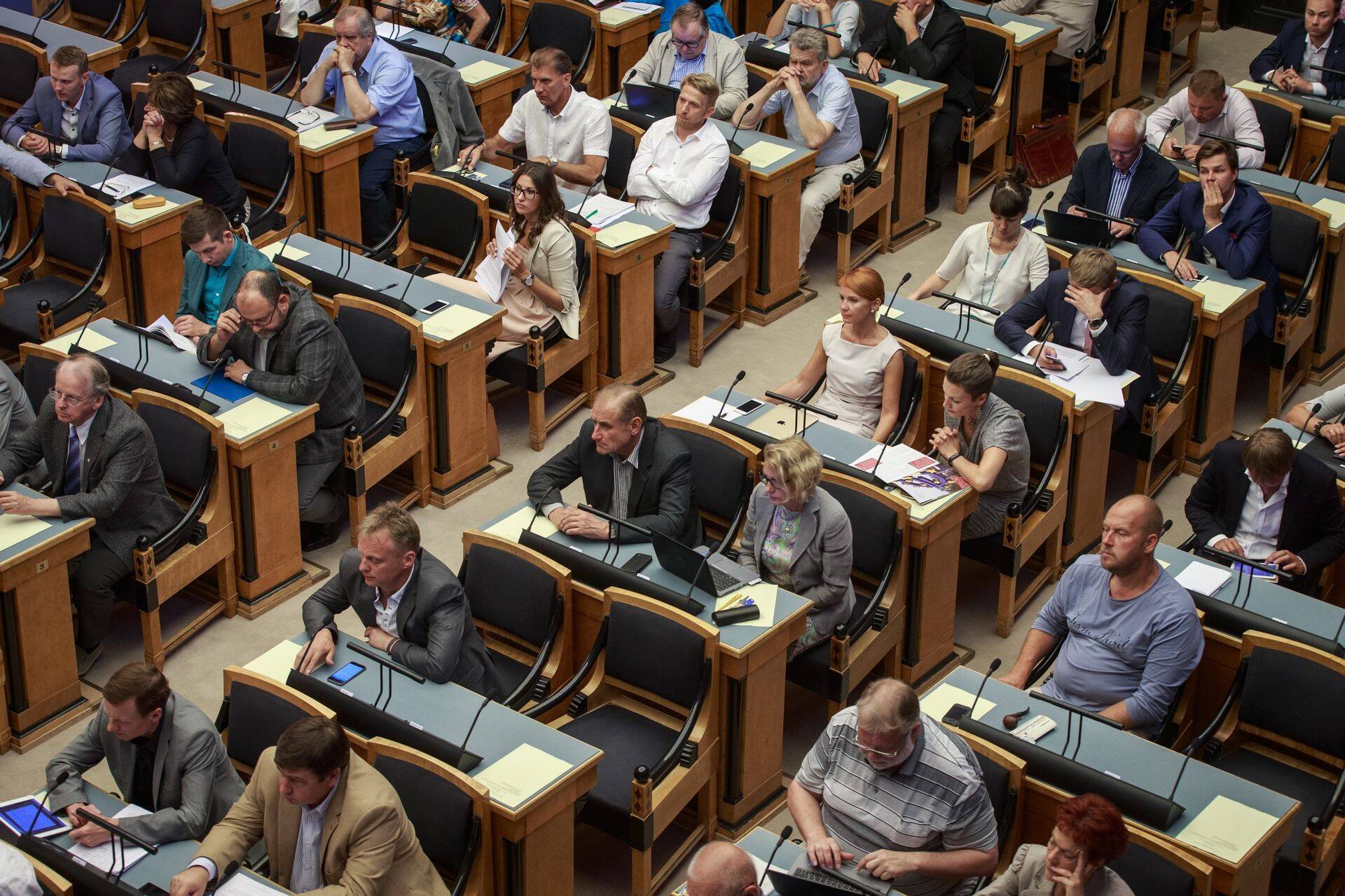 Tehisintellekti lahenduste rakendamiseks vajalikke seadusi peab menetlema riigikogu.