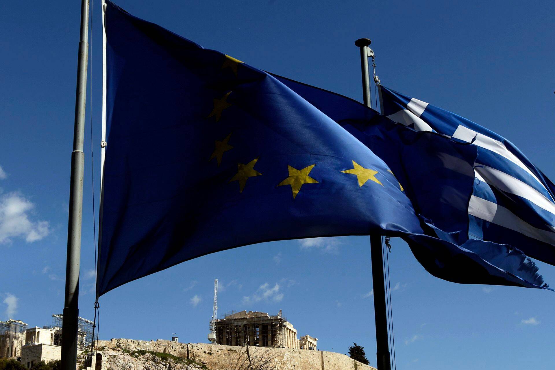 Euroopa Liidu lipp ja Kreeka lipp