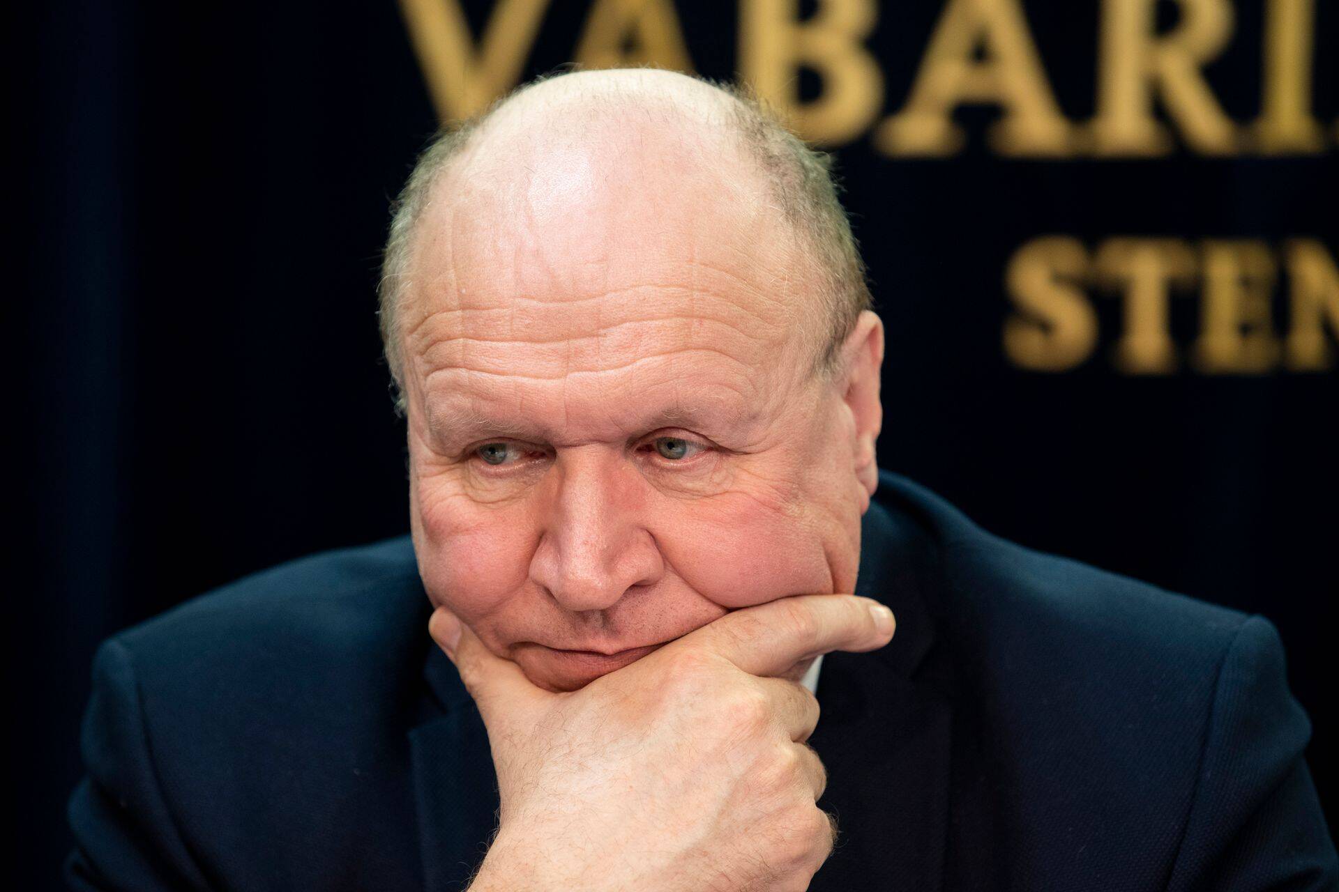 EKRE esimees Mart Helme edastas oma otsuse Kaimar Karule telefoni teel.