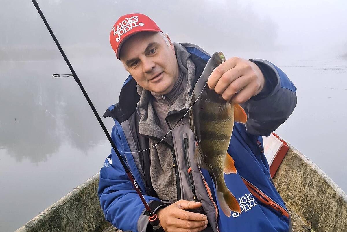 Salmo ekspert Jaan Grents uduses sügishommikus.