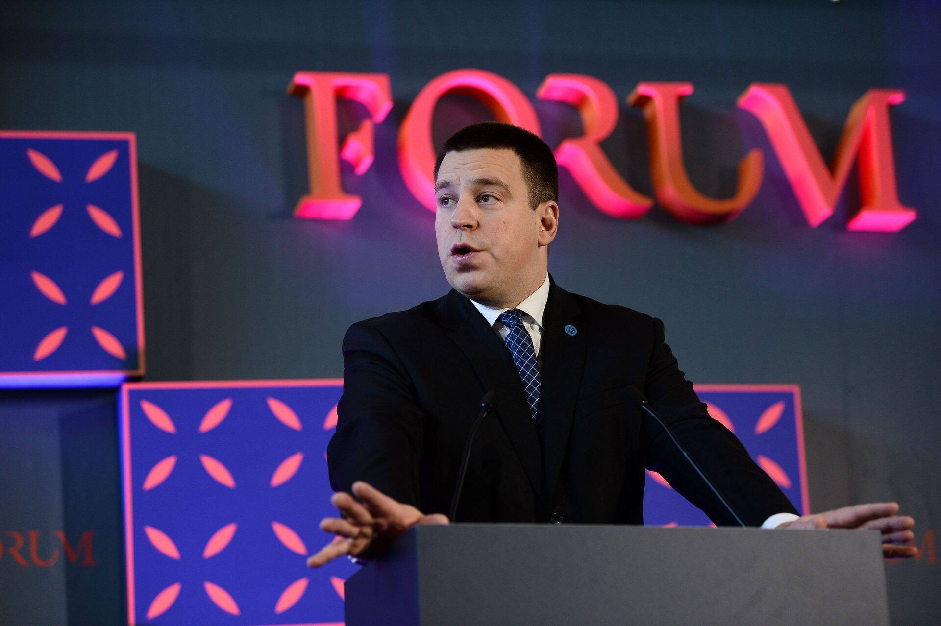 Премьер-министр Эстонии Юри Ратас выступил с речью на Веб-саммите