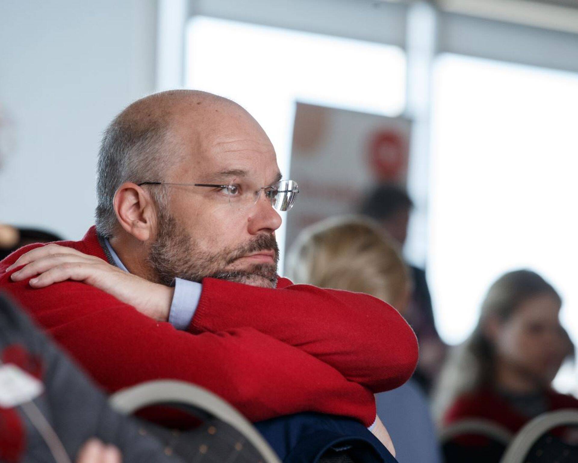 Ajujahi žüriiliige ja Elisa Eesti tegevjuht Sami Seppänen.
