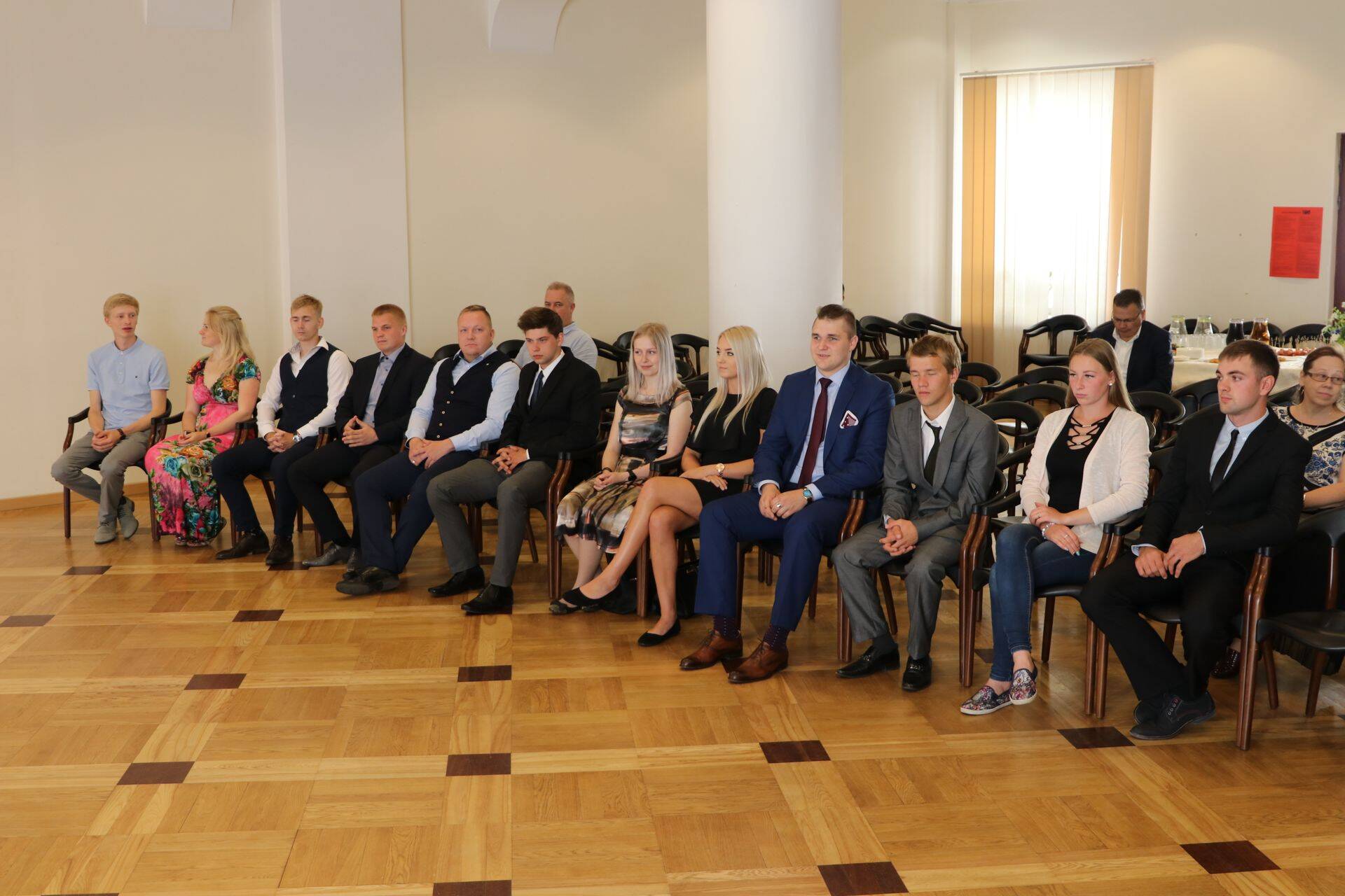 Maaeluminister tunnustas parimaid maamajanduslike erialade lõpetajaid. Fotod: Indrek Hirs, Maaeluministeerium