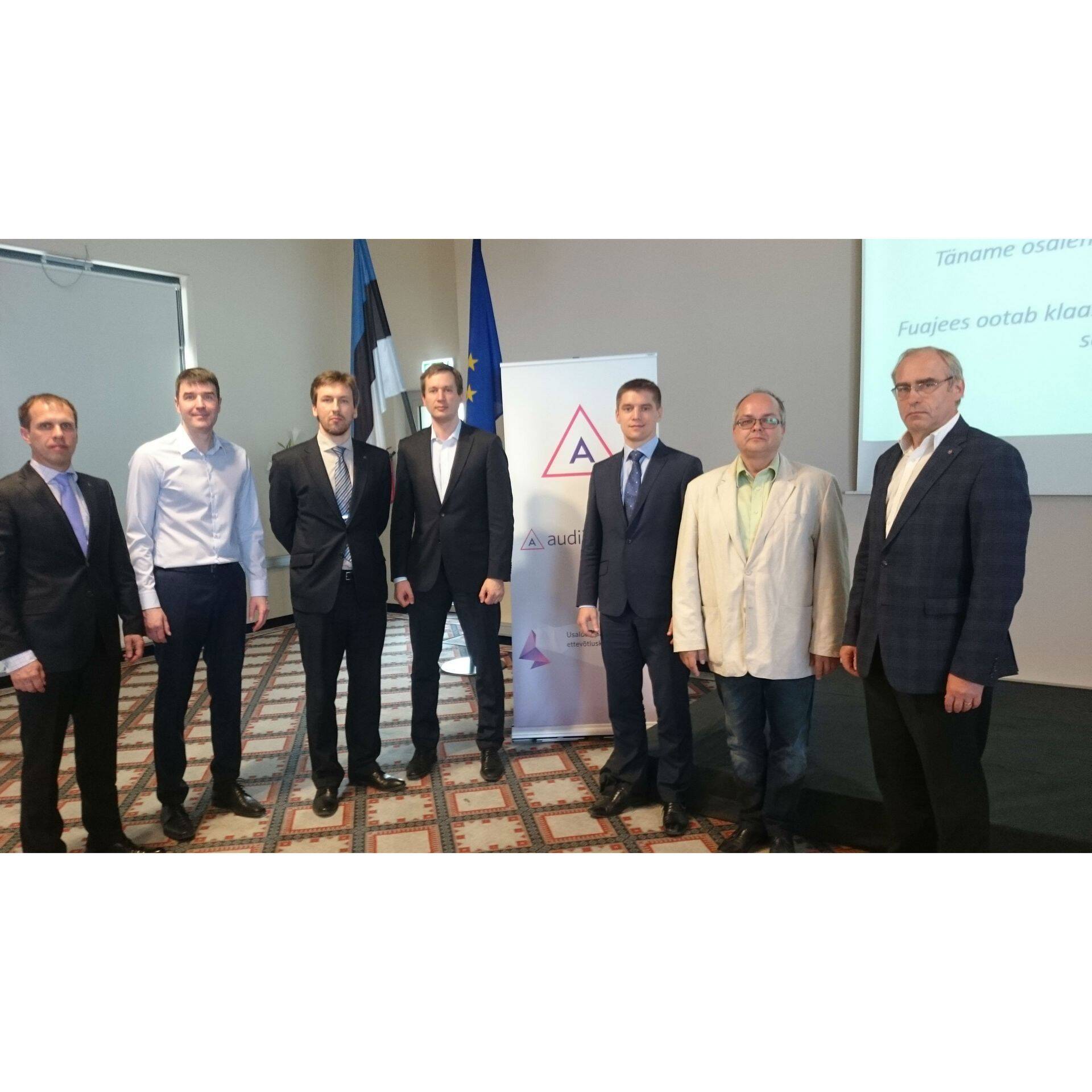 Audiitorkogu juhatus 2016. Vasakult: Veiko Hintsov, Sven Siling, Märt-Martin Arengu, Indrek Alliksaar,  Stan Nahkor,Sergei Tšistjakov ja Mati Nõmmiste