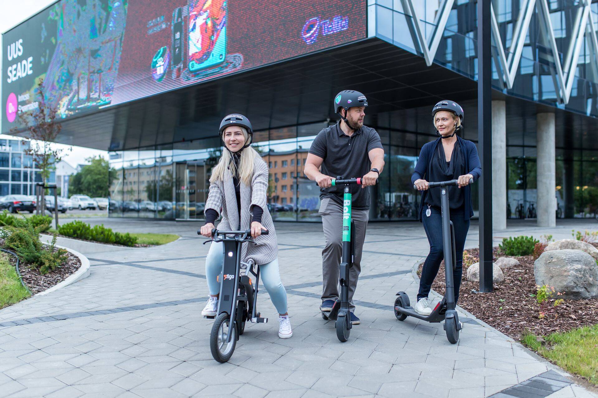 Telia töötajad hakkavad kasutama Bolti tõukerattaid ja Stigo elektrirattaid.