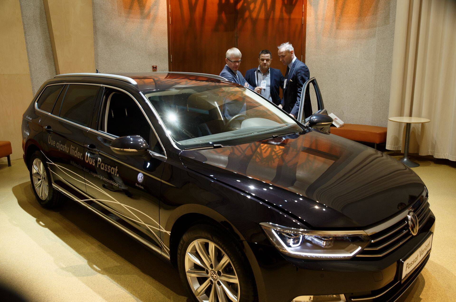 Volkswagen plaanib kärpida investeeringute mahtu miljardi võrra.