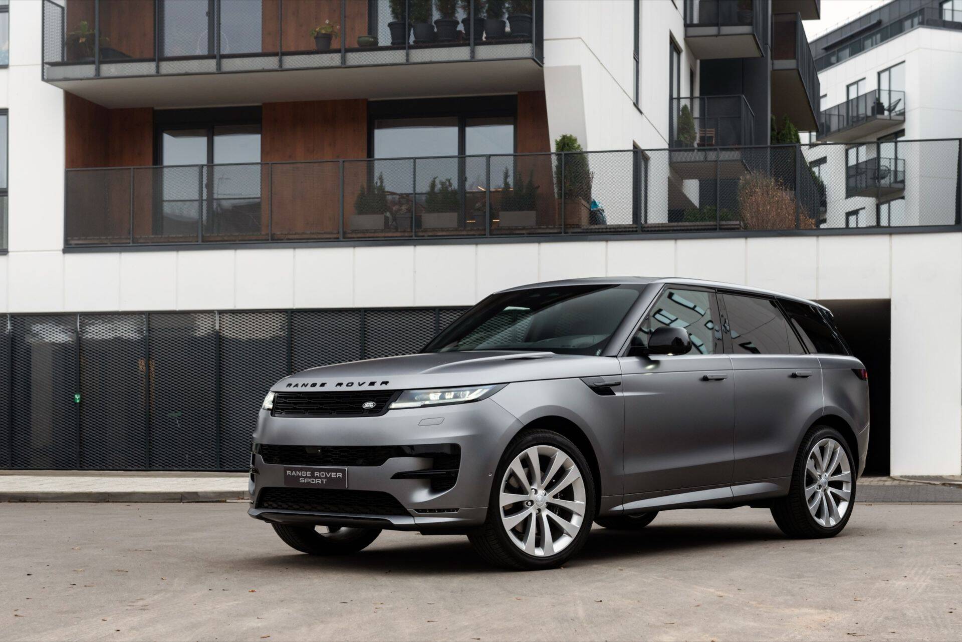 Range Rover Sport (tootja foto)