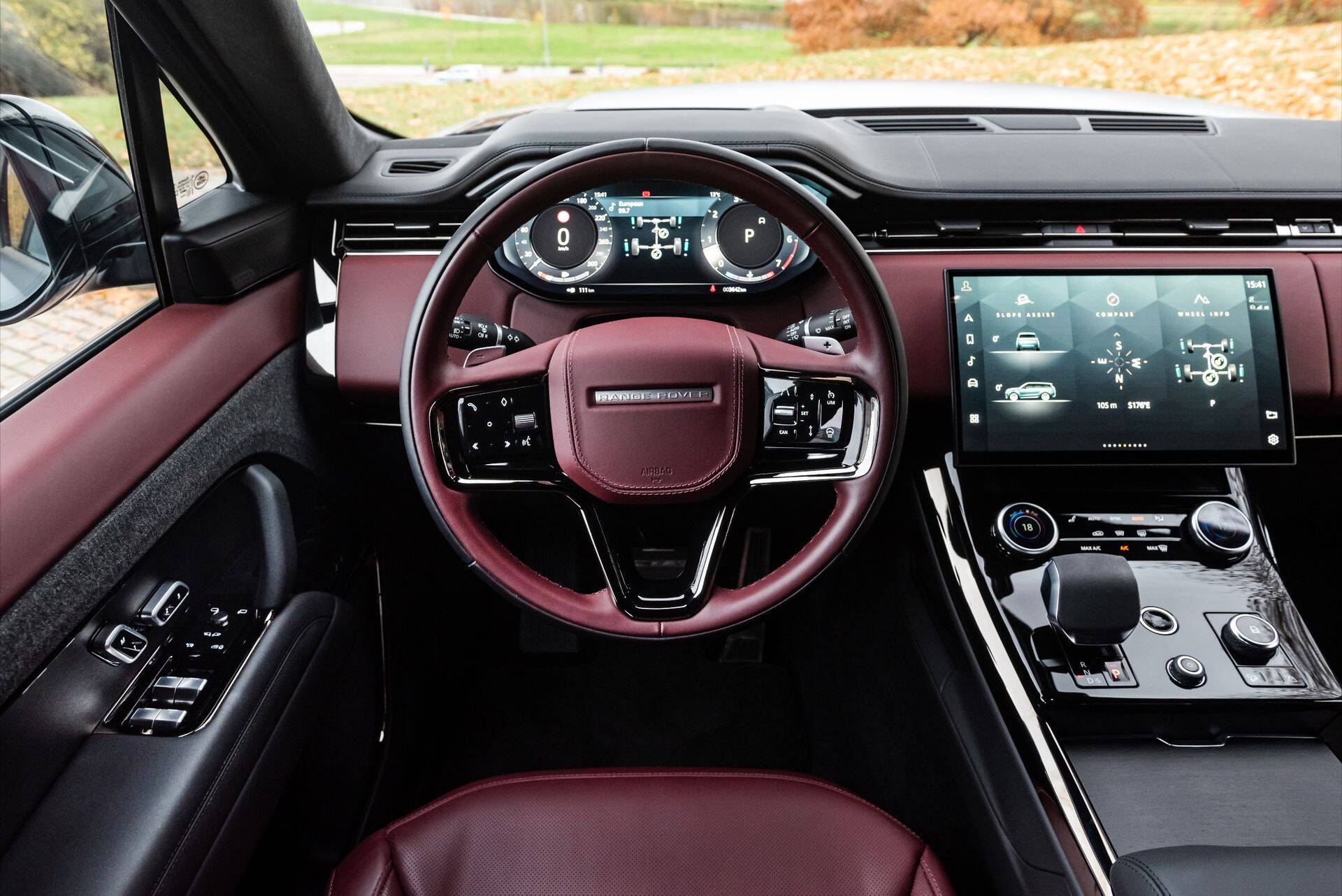 Range Rover Sport salong (tootja foto)