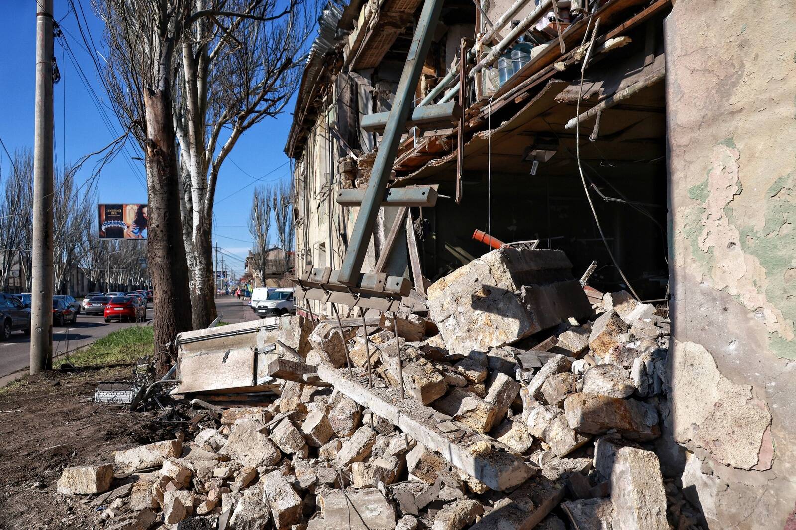Odessa hoone pärast Venemaa tabamust eile, hoolimata nafta hinnast pole agressor taltunud.