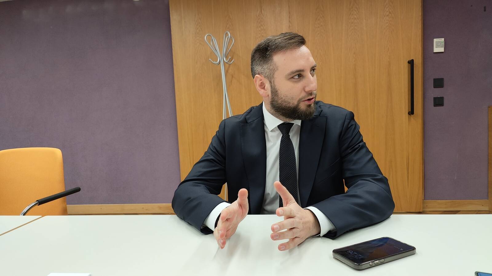 По словам министра инфраструктуры Владимира Света, за пару лет специально для реновации домов Ида-Вирумаа уйдет не менее 35 млн евро.