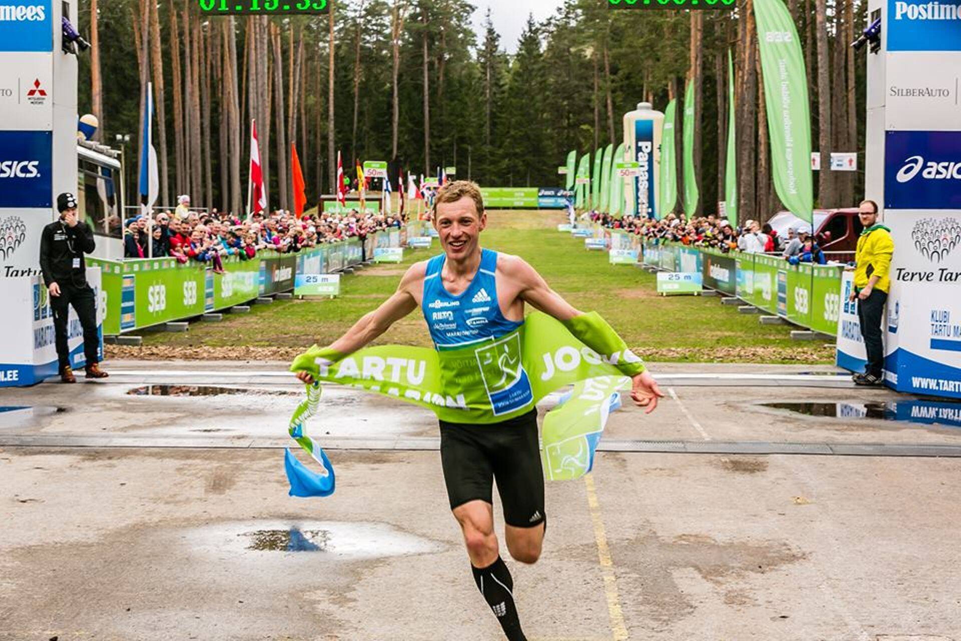 Eesti parim pikamaajooksja võidukalt finišis.