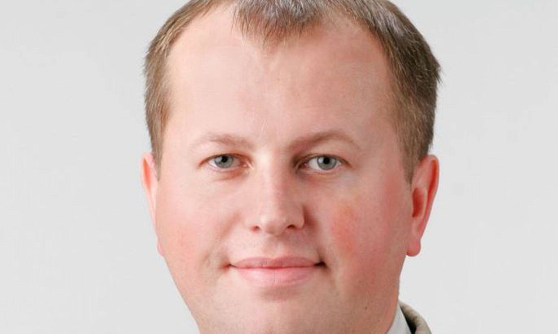 представитель страхового общества ERGO Майко Кальвет
