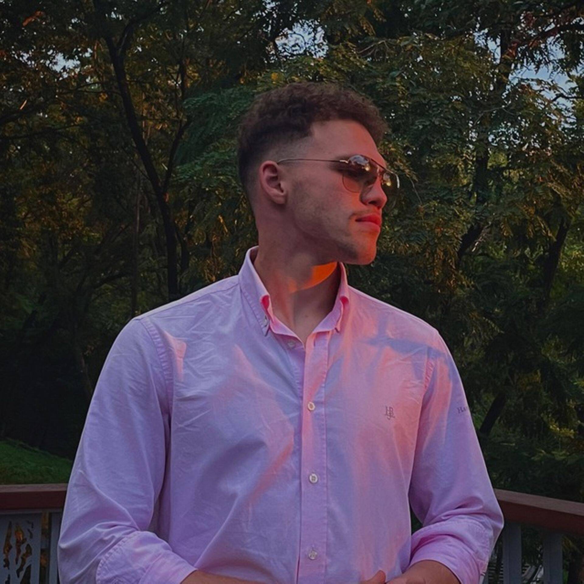 Роберт - в прошлом спортсмен, но теперь ему присвоена группа инвалидности.