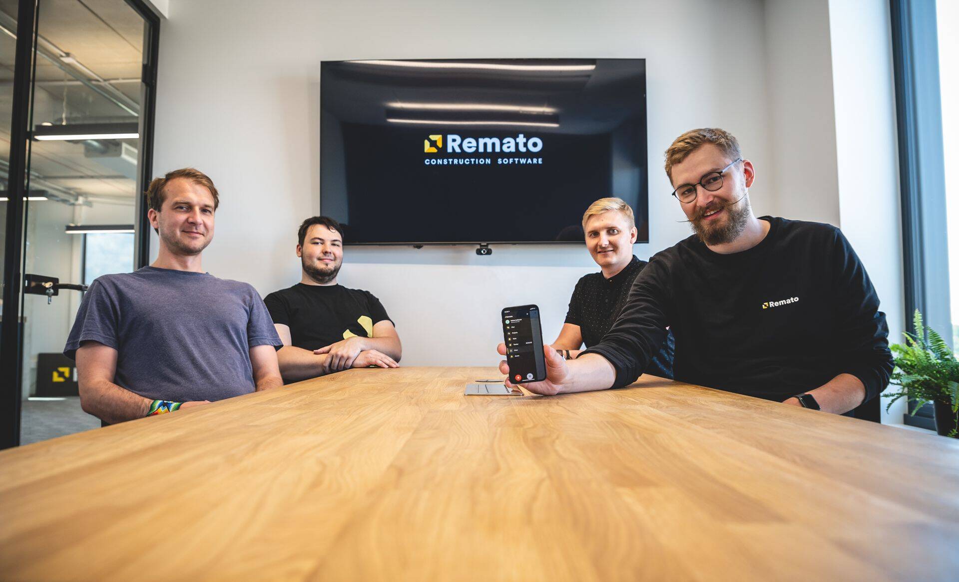 Remato asutajad Siim Puskai, Ranno Käomägi, Toomas Savisaar, Madis Lehtmets. Foto: Helena Lehtmets.