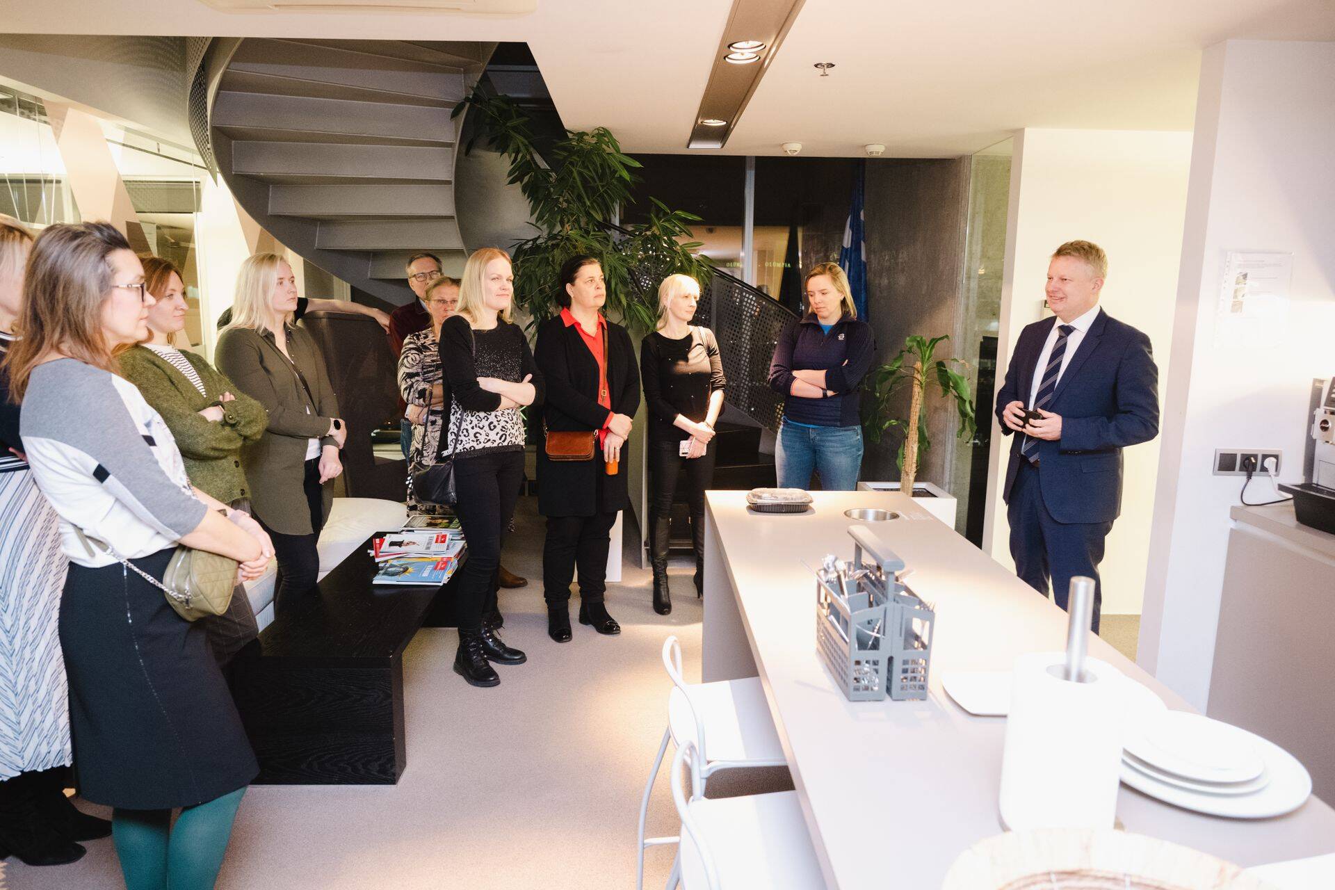 LHV Panga juhatuse liige Indrek Nuume (paremal) Investeerimisklubi üritusel.