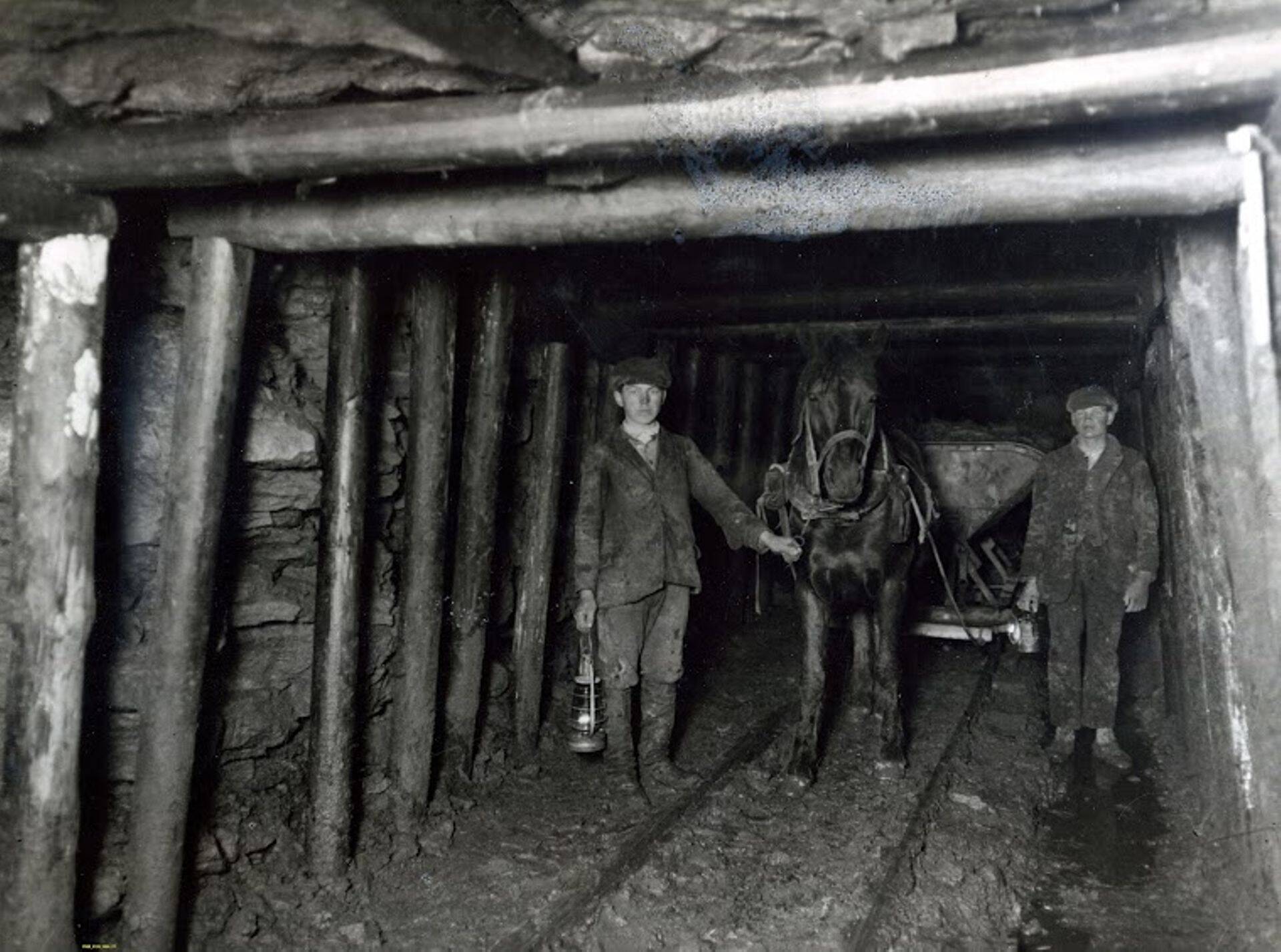 Põlevkivi transport Kukruse allmaakaevanduses 1928