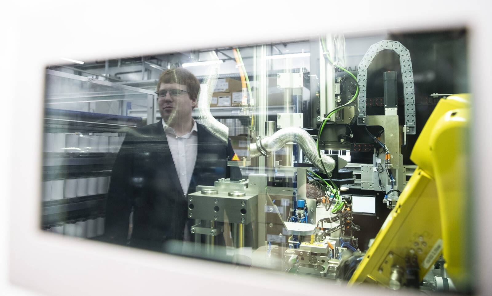 Таави Мадиберк на фабрике Skeleton в Дрездене, Германия.