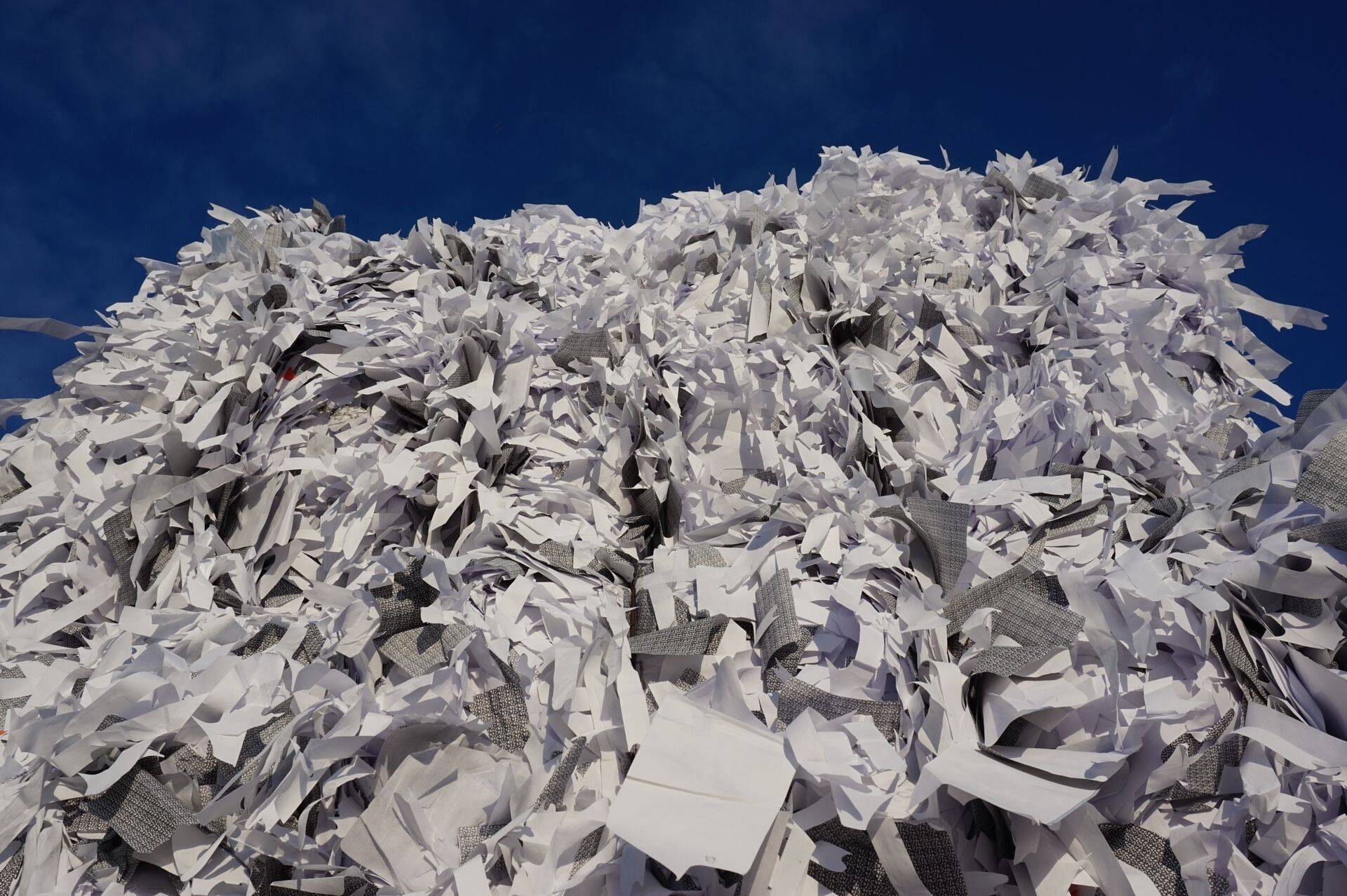 Pakitud turvaümbrikuribad Ragn-Sellsi sorteerimiskeskuses