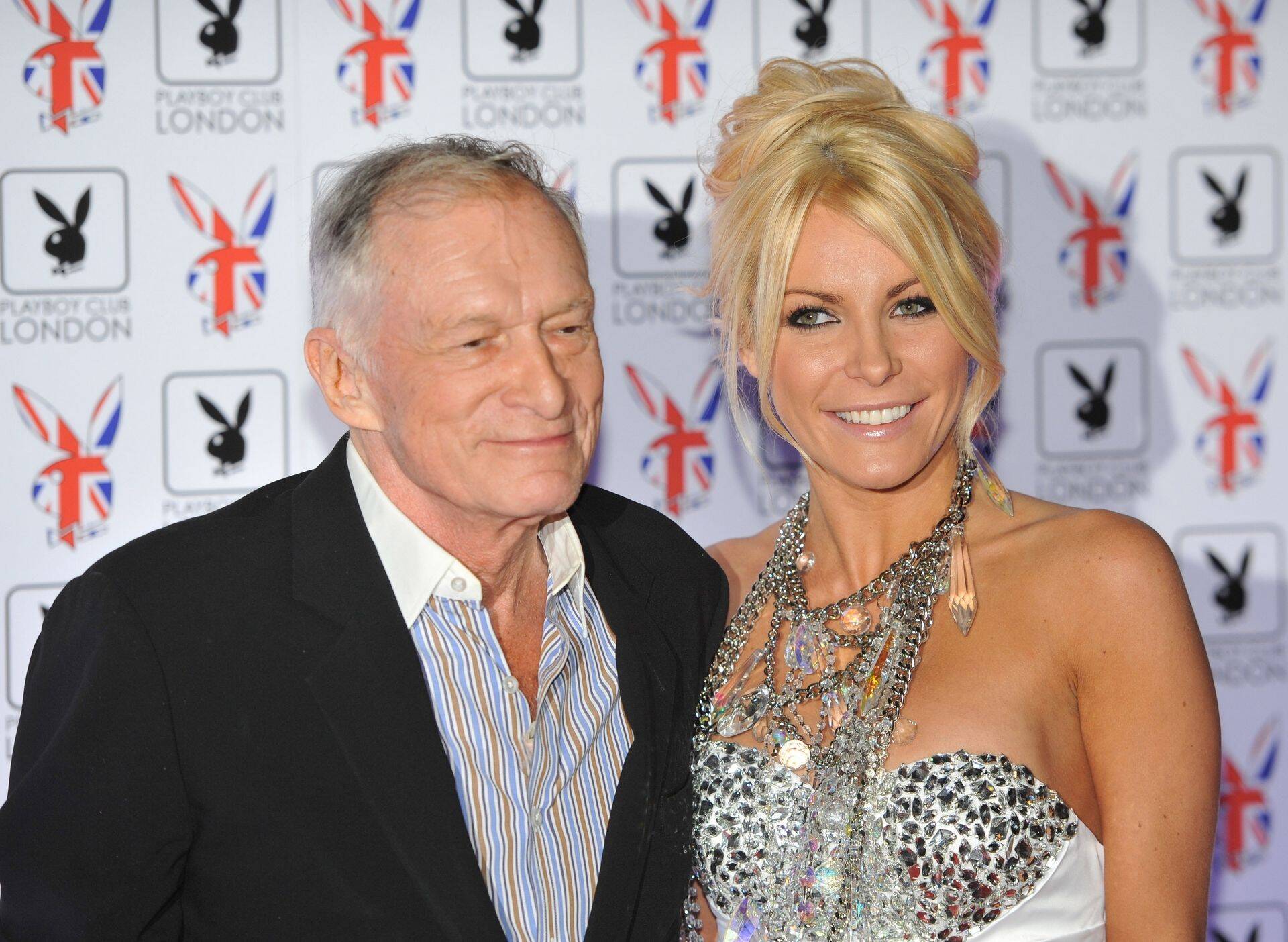 Hugh Hefner abikaasaga 2011. aasta.