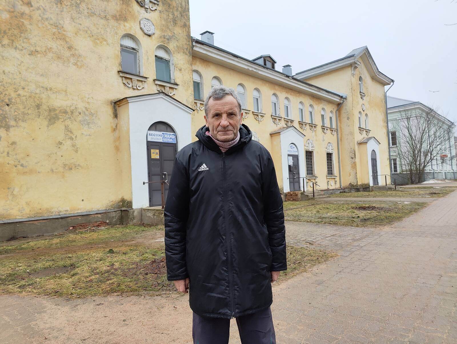 Футбольный судья Валерий Виноградов посещает городскую баню Силламяэ каждую неделю.