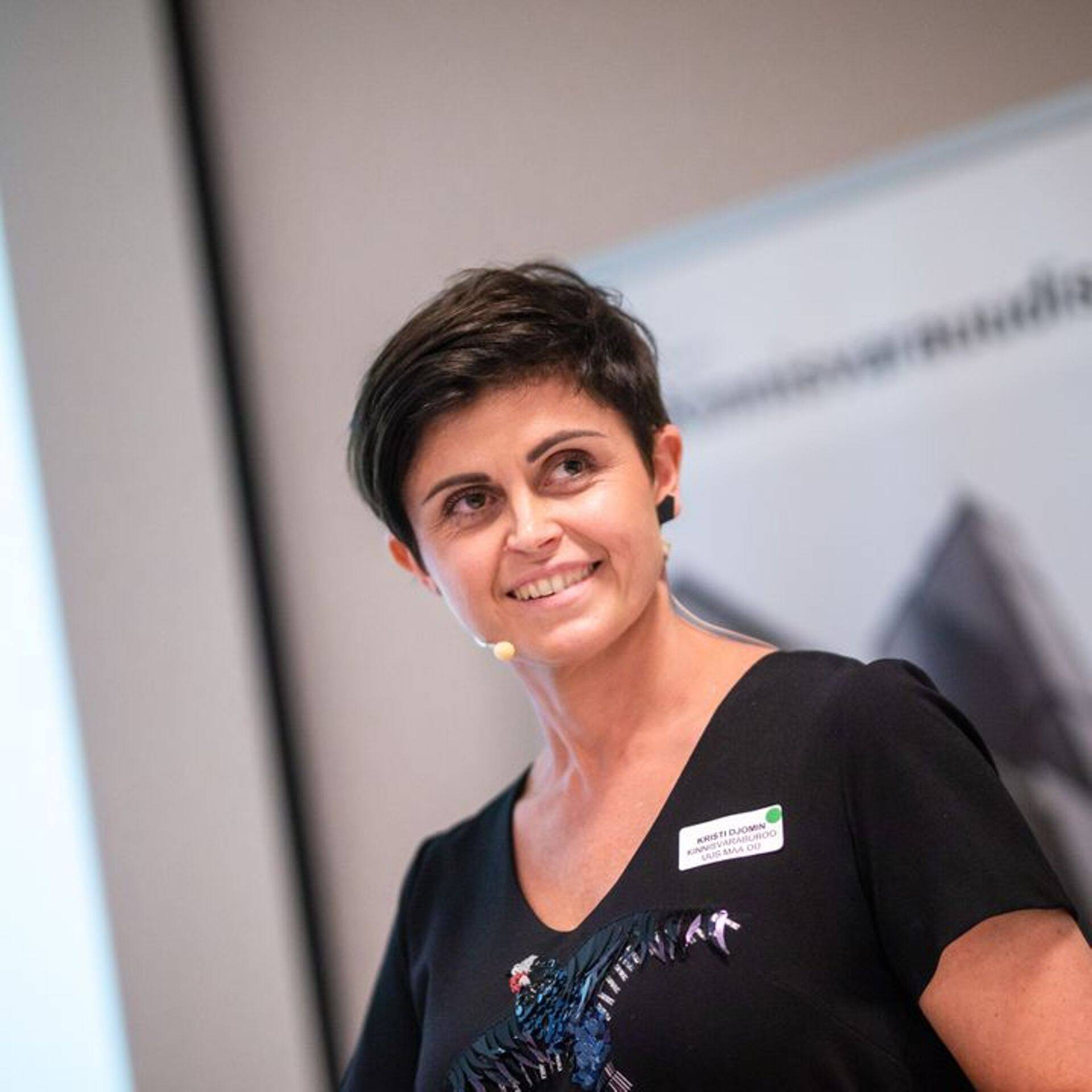 Uus Maa Central partner ja maakler Kristi Djomin