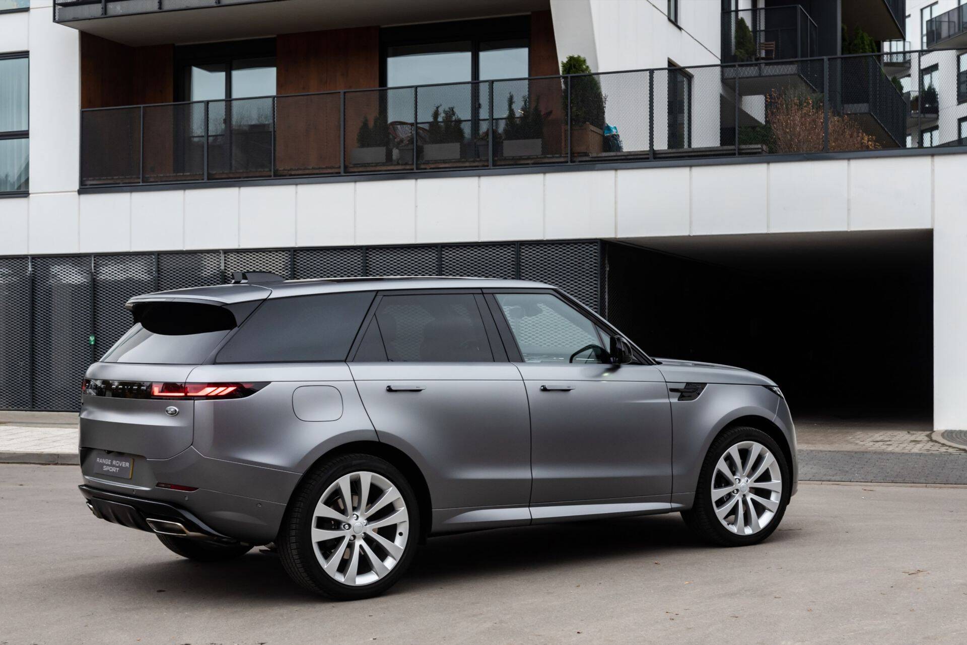 Range Rover Sport (tootja foto)