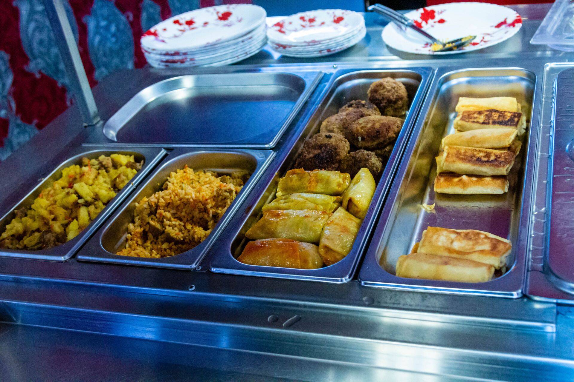 Toitlustuse erialade koolilõpetajad oma sektorisse tööle jääda tihti ei taha