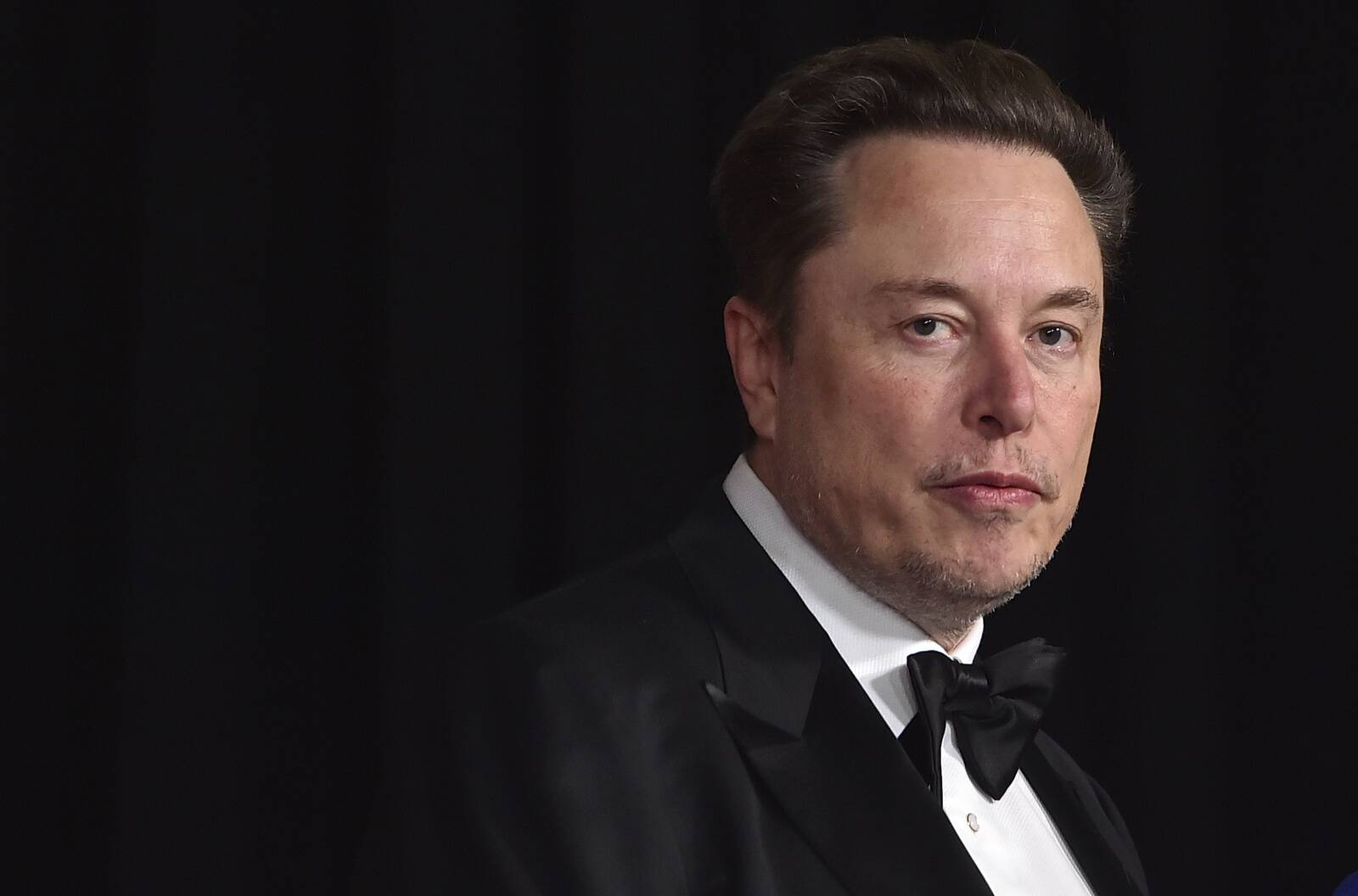 Kardetakse, et Donald Trumpi toetav Elon Musk kütab USA presidendivalimiste eel retoorikat ja kirgi üles viisil, mis võib viia tegeliku vägivallani.