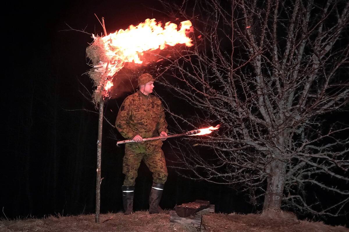 Soontagana ilmus eestlaste teadvusse tänu 19. sajandi lõpu autorile Andres Saalile, kelle rahvusromantiline jutustus „Vambola“ räägib Soontagana vanema samanimelisest pojast. Mehenimi Vambola ning naisenimed Aita ja Leili said sestpeale tavalisteks õige mitmes eestlaste põlvkonnas. Soontagana maalinnas korraldatakse rahvuslikke tseremooniaid tänapäevalgi. © Ants Liigus / Pärnu Postimees / Scanpix