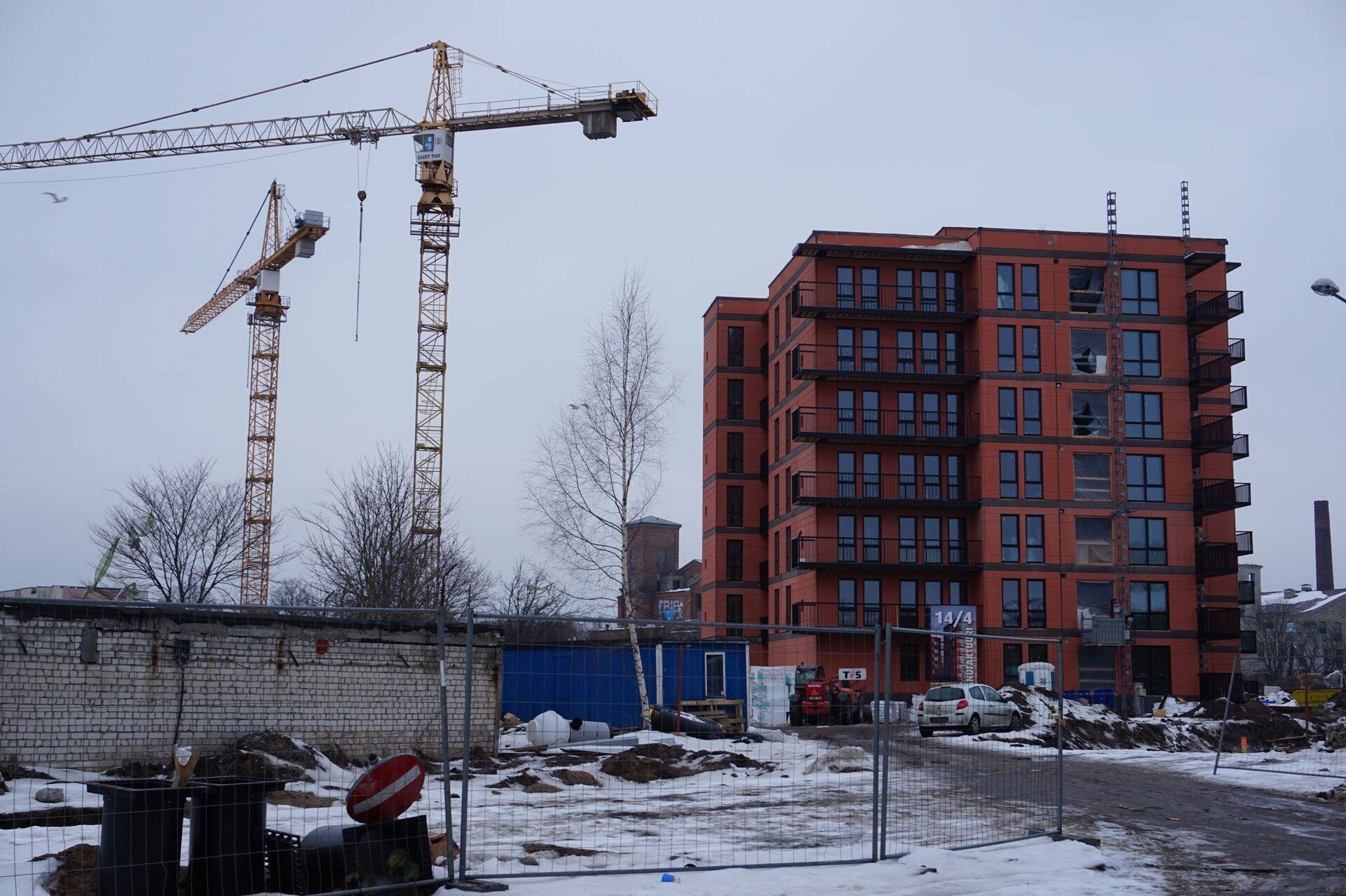 Vaade Sitsi õunaaia projektile Põhja-Tallinnas, kus osad kortermajad ootavad alles ehitamist.