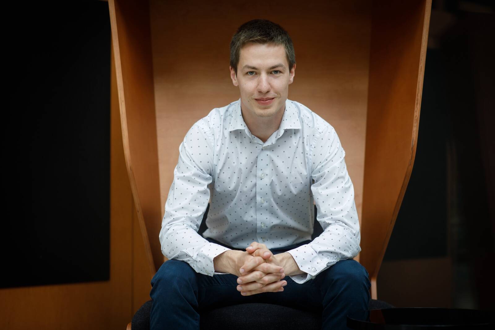 Börsitoimetuse ajakirjanik Jaan Martin Raik arvab, et prognooside edestamine LHV aktsiat niipea tõusule ei lükka.