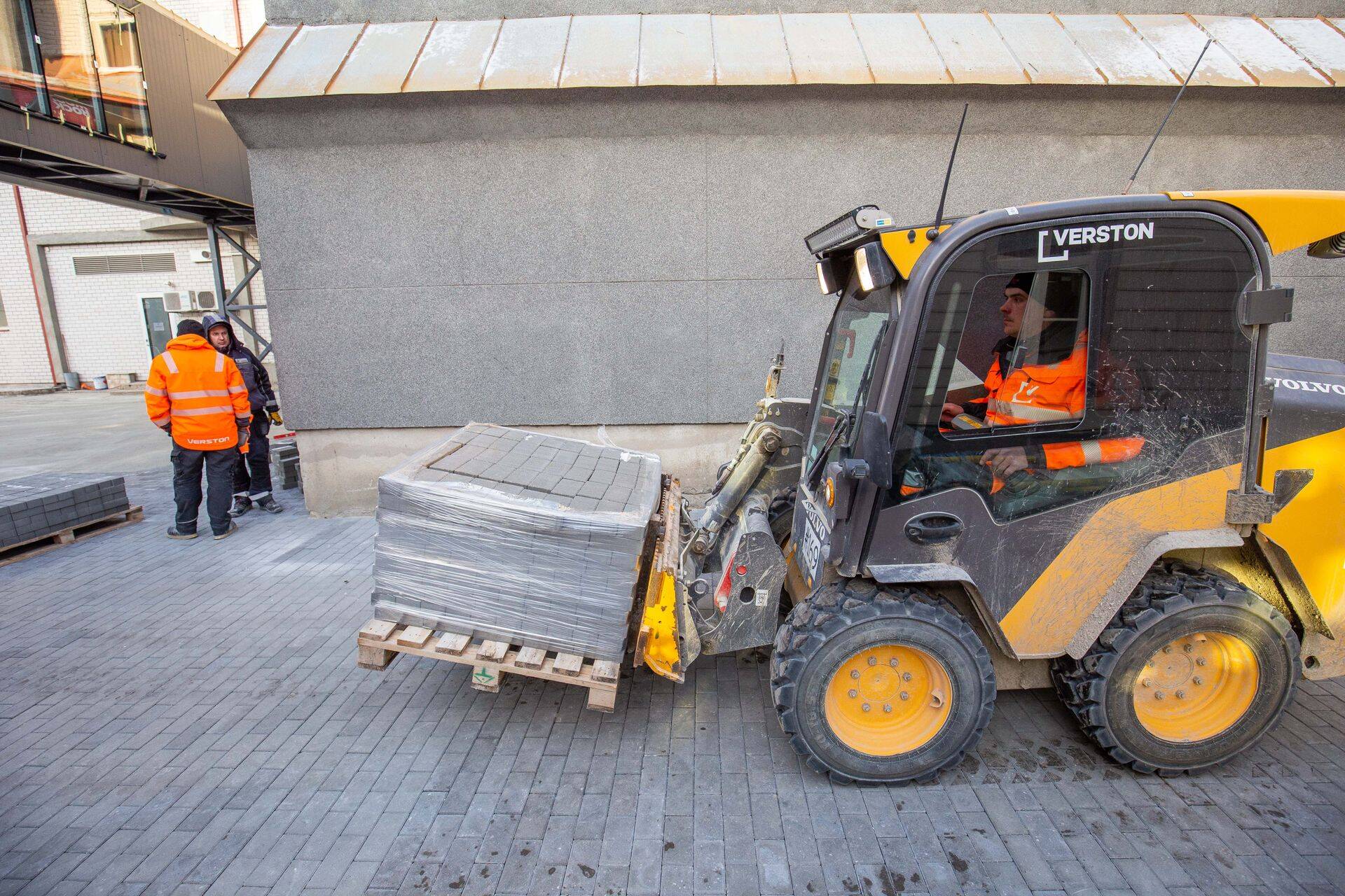 Экономика продолжает быстро расти благодаря строительству