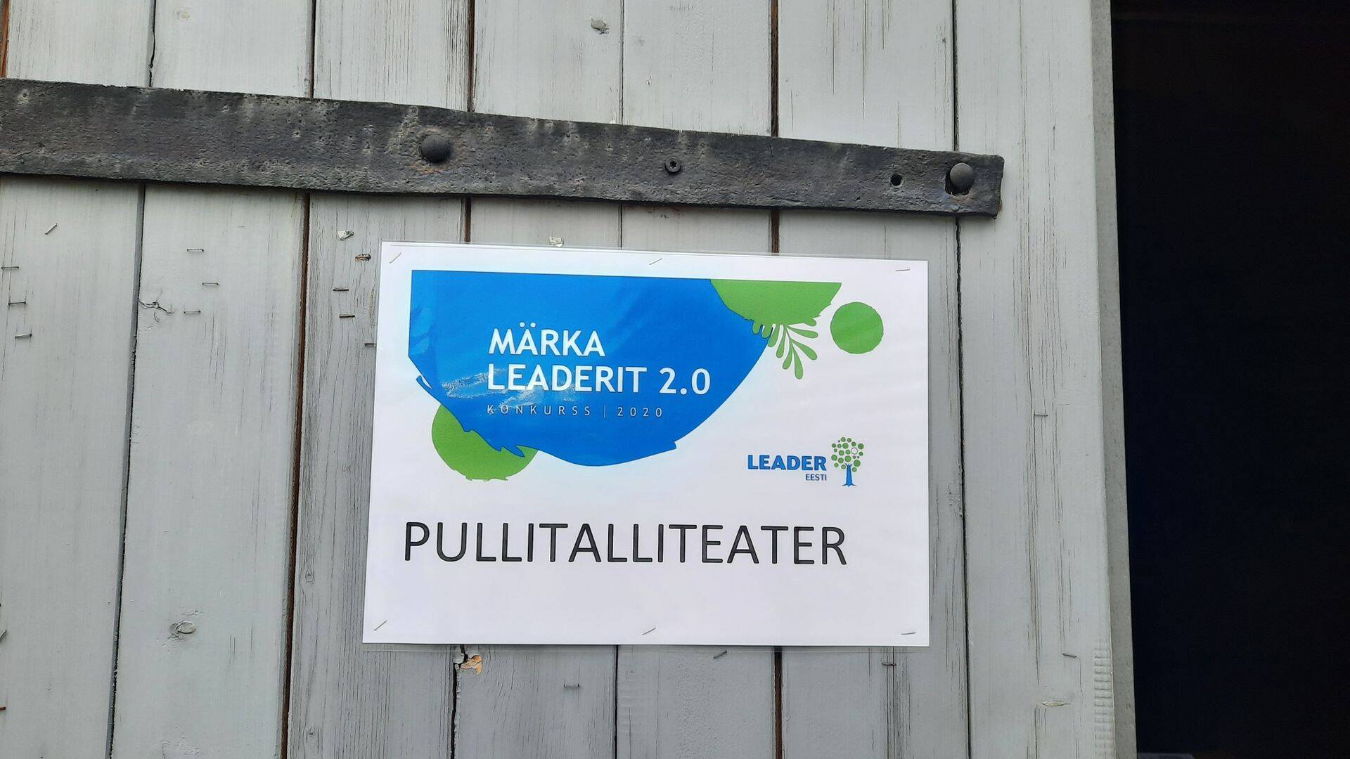 11. augusti õhtul kogunesid konkursi „Märka LEADERit 2.0“ osalejad Jänedale Pullitalliteatris, et seal kuulutada välja parimad projektid. Fotod: Meelika Sander-Sõrmus