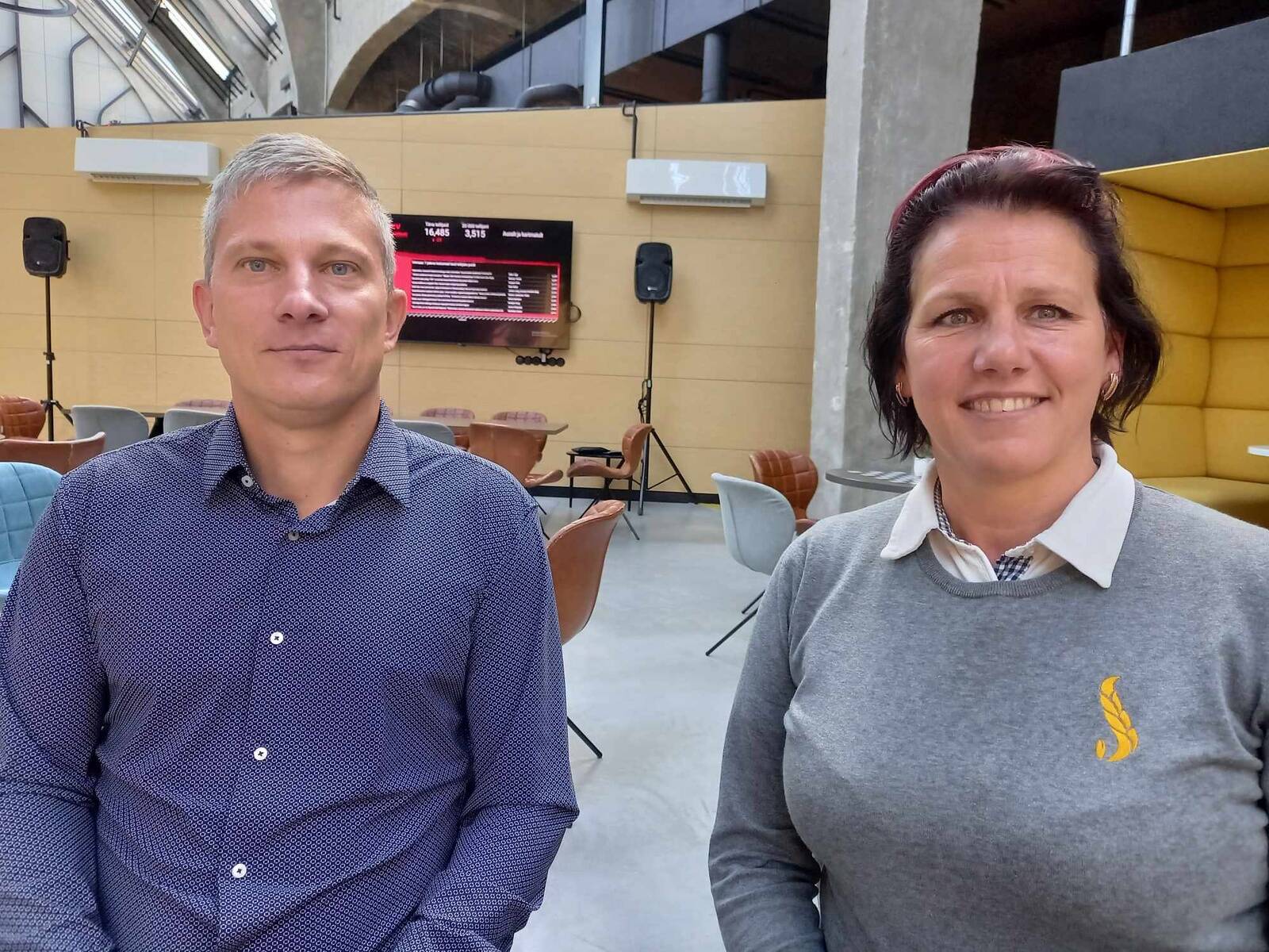 Scandagra Eesti viljaäri juht Marge Pähkel ja KEVILI viljaäri müügijuht Janno Toomet.