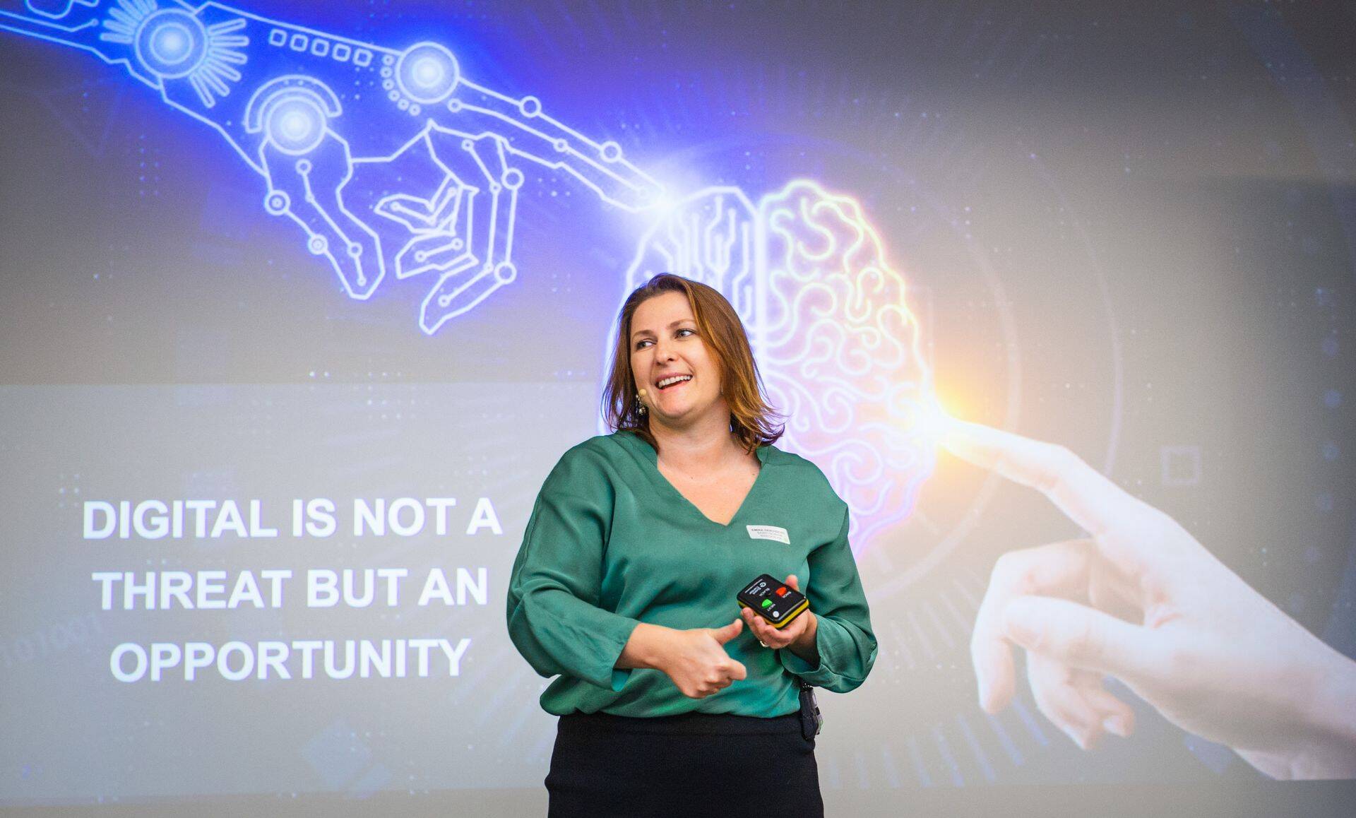 Emina Dervisevic, ehitusmaterjalide suurtootja Saint-Gobaini digitaalehituse valdkonnajuht Põhjamaades ja Balti riikides.