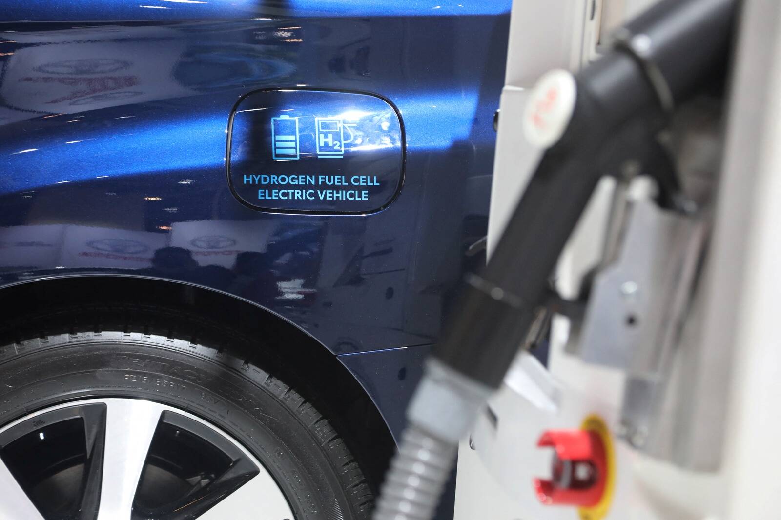 Eestis on seni kolm vesinikuautot, millest kaks on Toyota vesiniklahendusega autot.