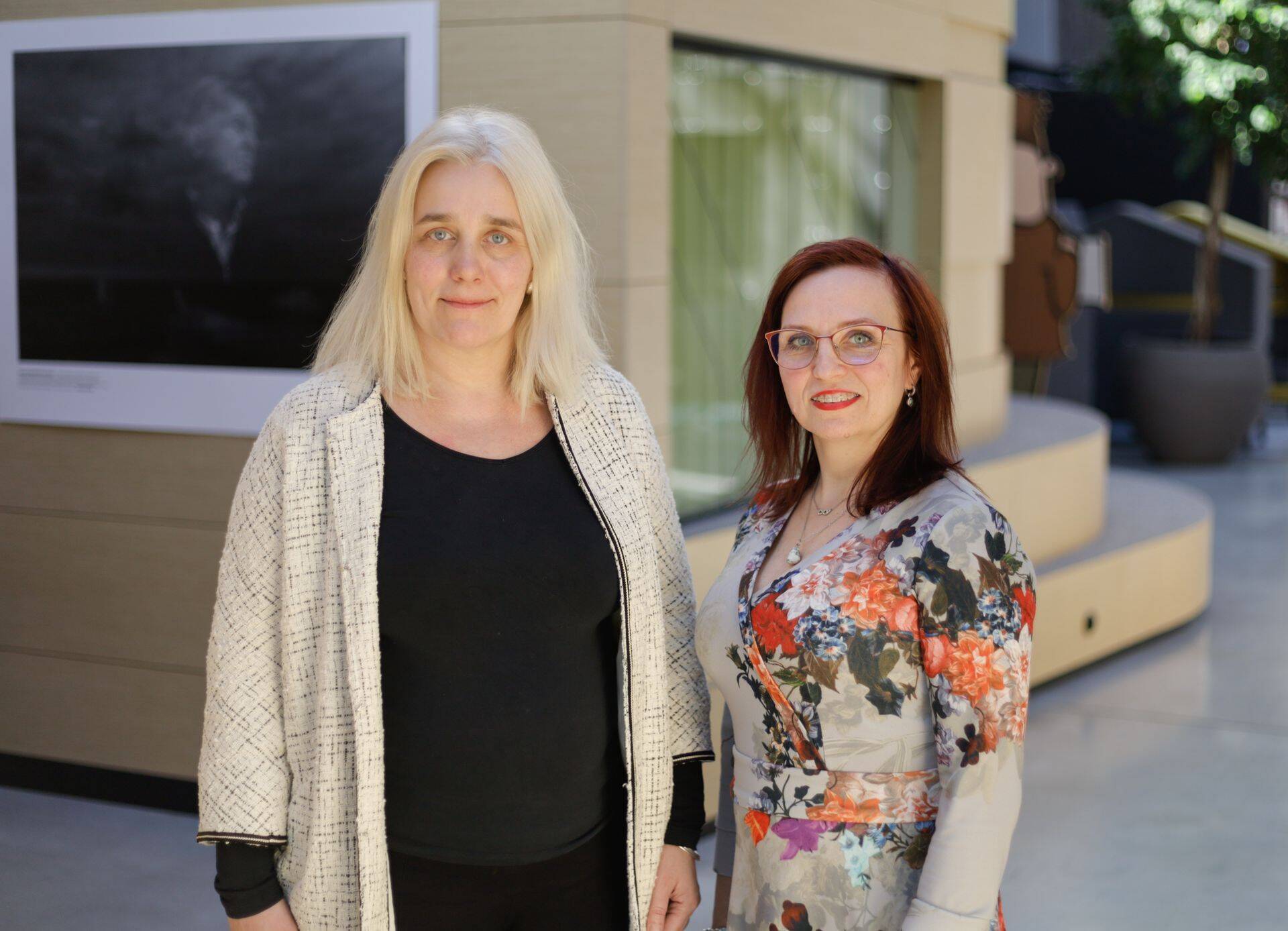 Finsa raamatupidamisbüroo asutaja ja juht Piret Kübbar ning V. Finantser OÜ pearaamatupidaja, tegevjuht ja Eesti Raamatupidajate Kogu juhatuse liige Virge Ratassepp.