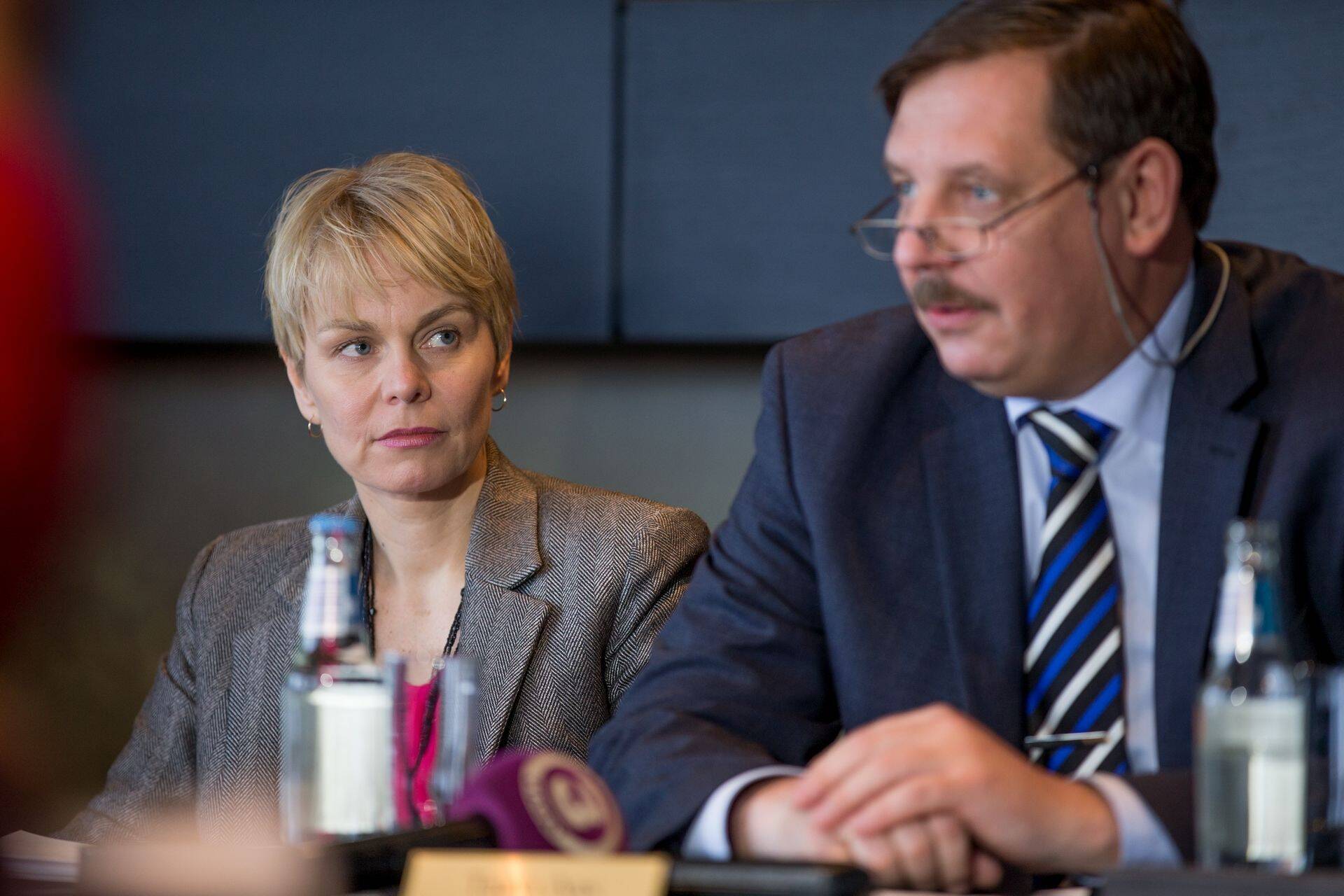 Eesti Ühistupanga juht Ülle Mathiesen ja Tallinna linnapea kohusetäitja Taavi Aas.