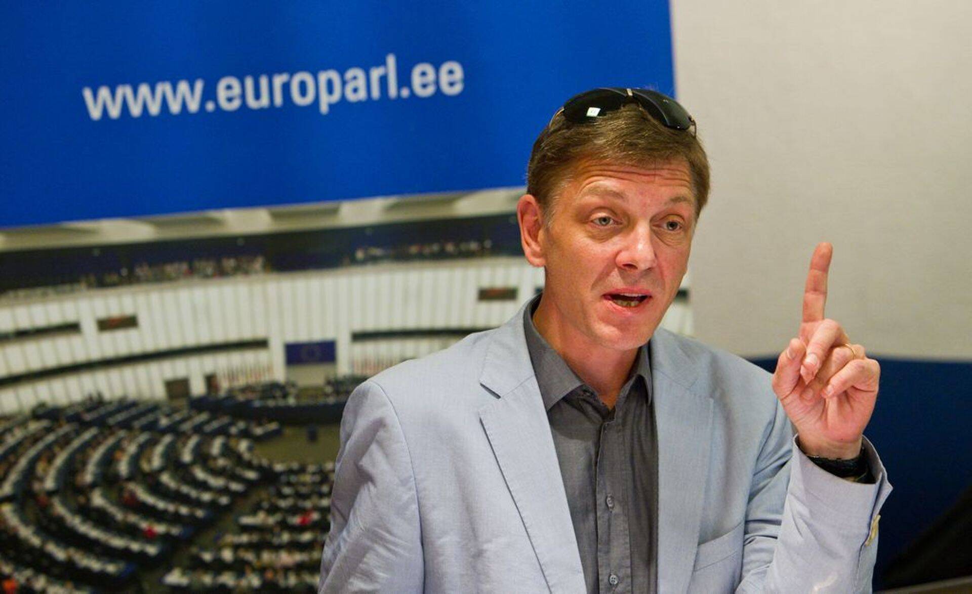 Indrek Tarand ja Kristiina Ojuland said trahvi.