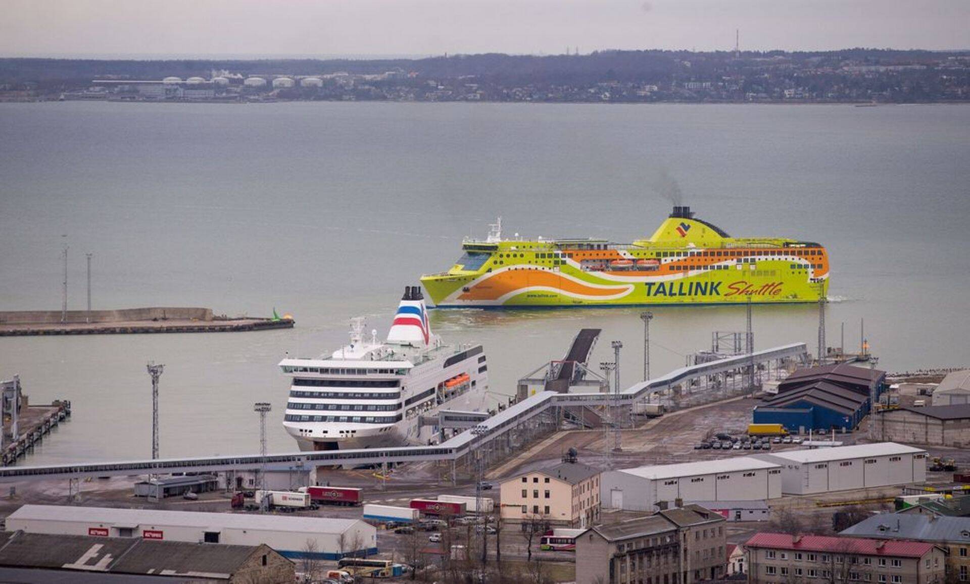 Tallinki reisilaev Tallinna sadamas.