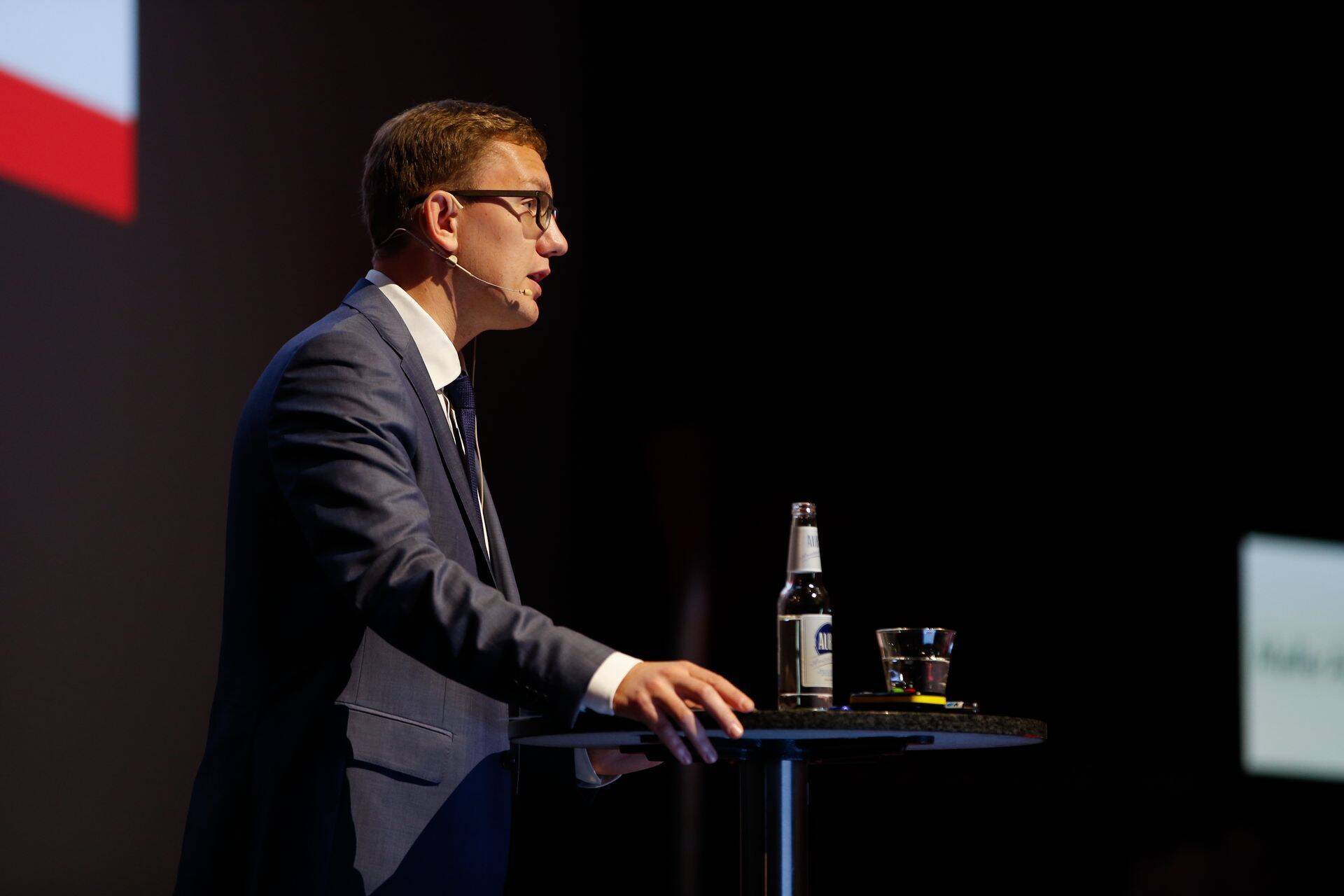 Кристен Михал