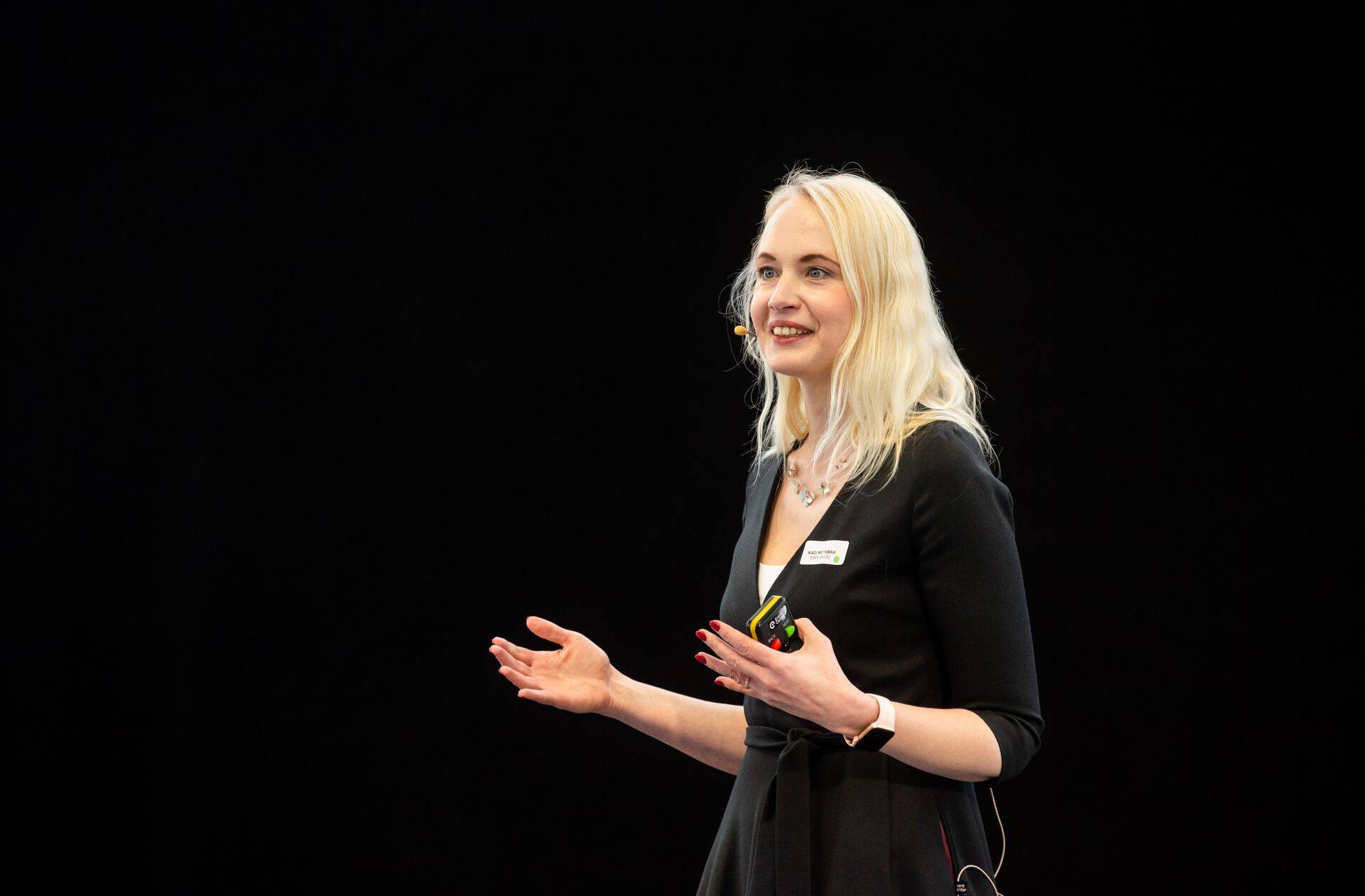 По словам генерального директора Esplan OÜ Кади Метсмаа, инициатором сделки выступила Esplan OÜ.