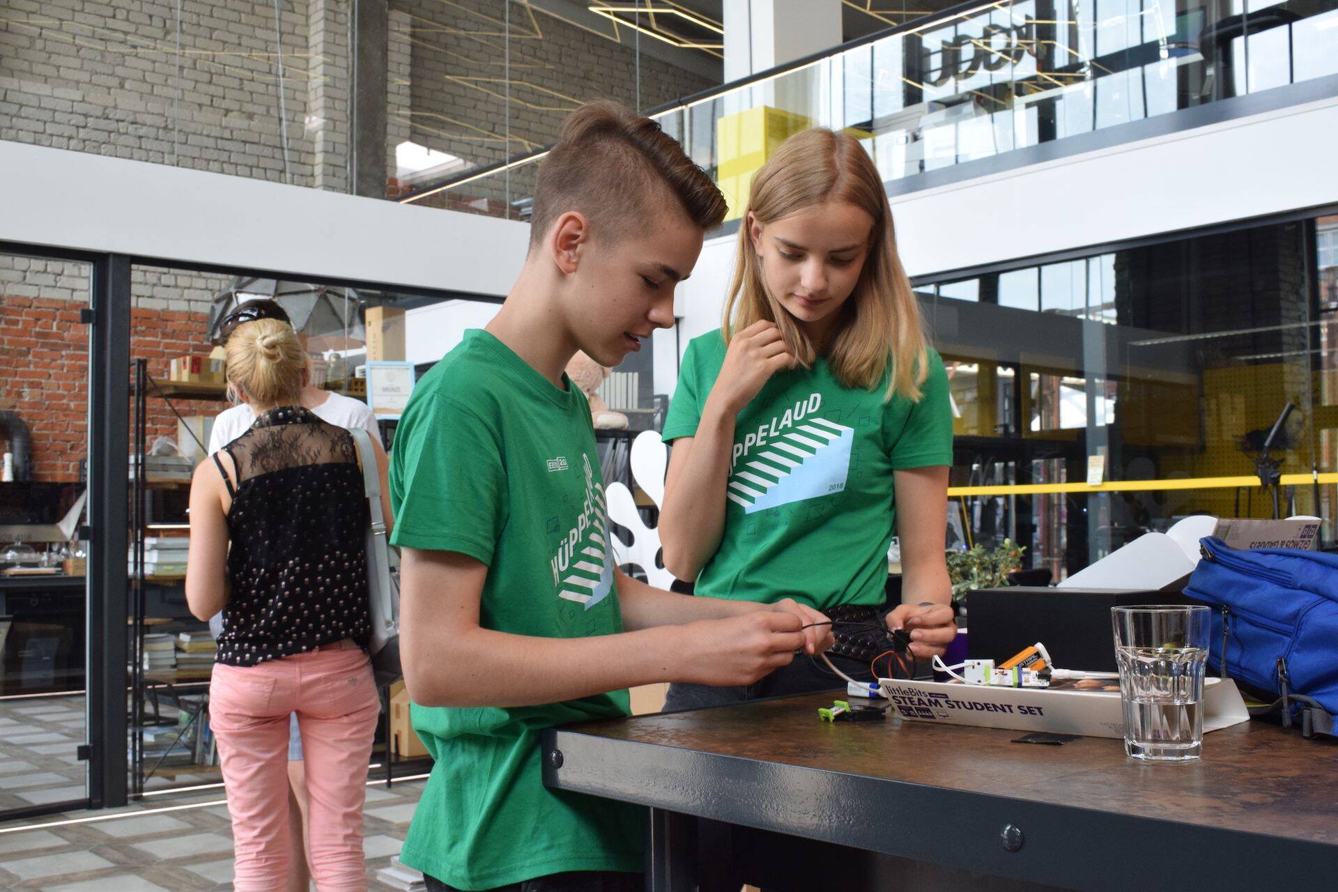 Eelmisel aastal Telliskivi loomelinnakus toimunud Hüppelaua suvekool.