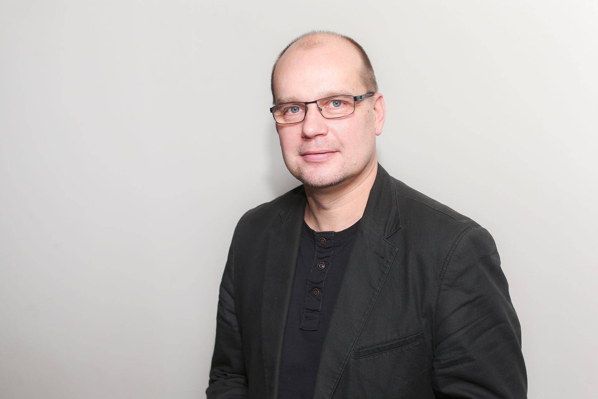 Koolitaja Mihkel Reinsalu "Üritamist on palju, kuid müügikõnedes kuuleb aina enam üht suurt segadust. Põhjuseks on teadmatus müügiprotsessist ja selle etappidest.“