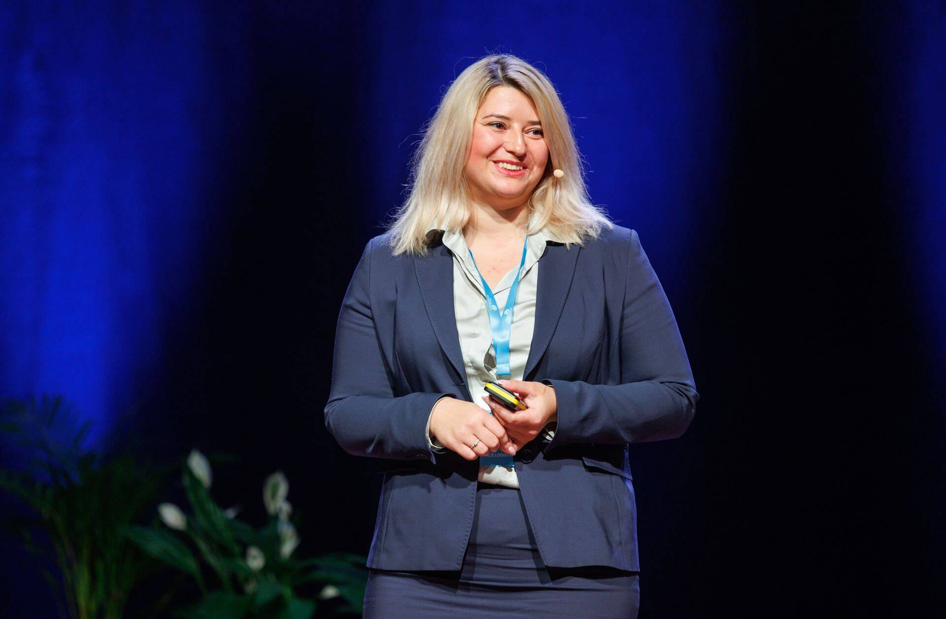 Ace Logisticsi Ukraina esinduse juht Olena Dashko Pärnu Tarneahelakonverentsil.