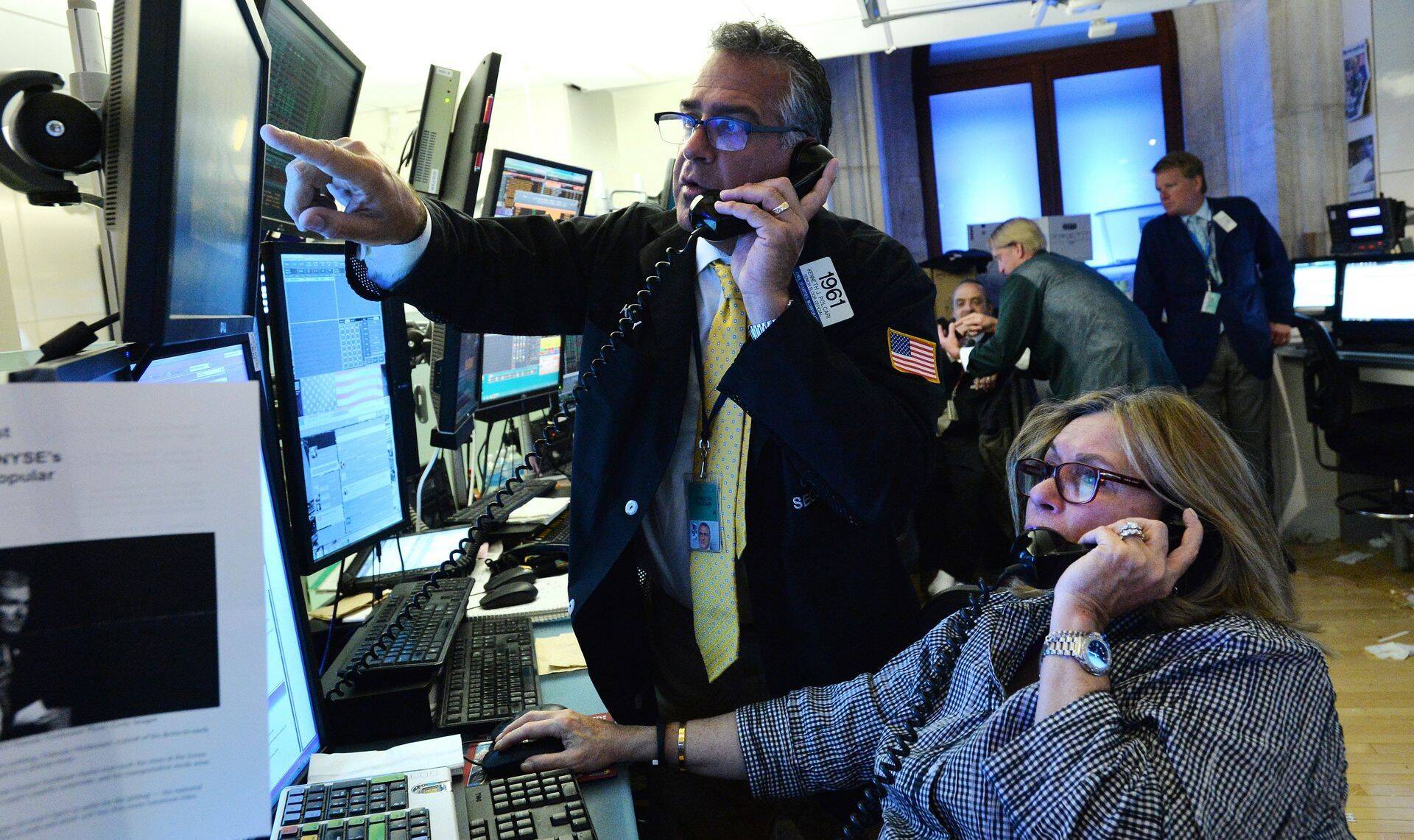 New Yorgi börs avanes täna kergelt punases.