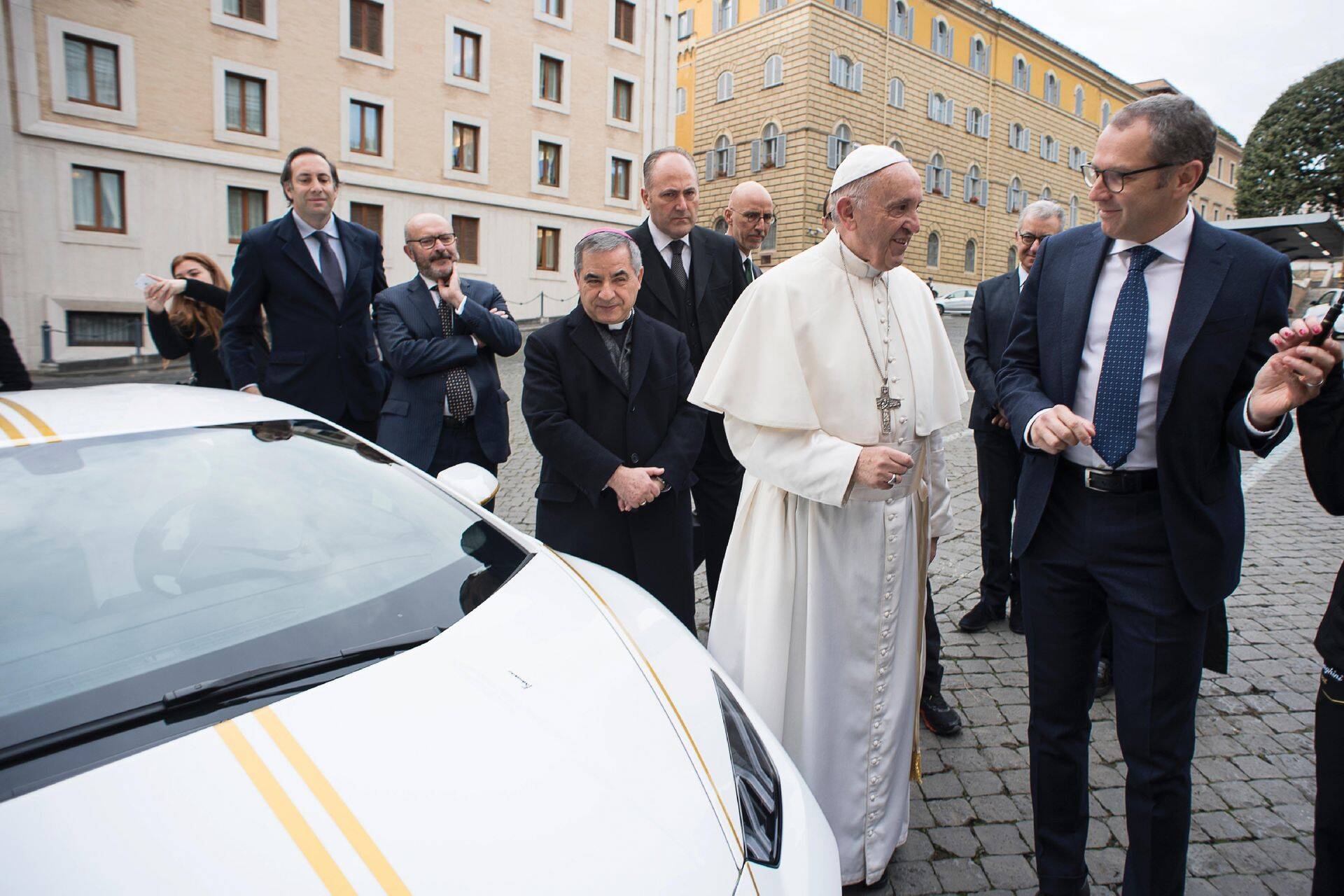 Paavsti Lamborghini